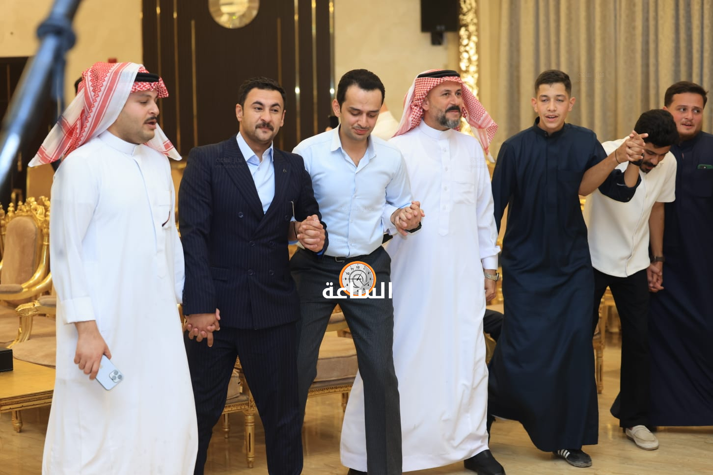 Madar Al-Saa Images 0.22083564486426122