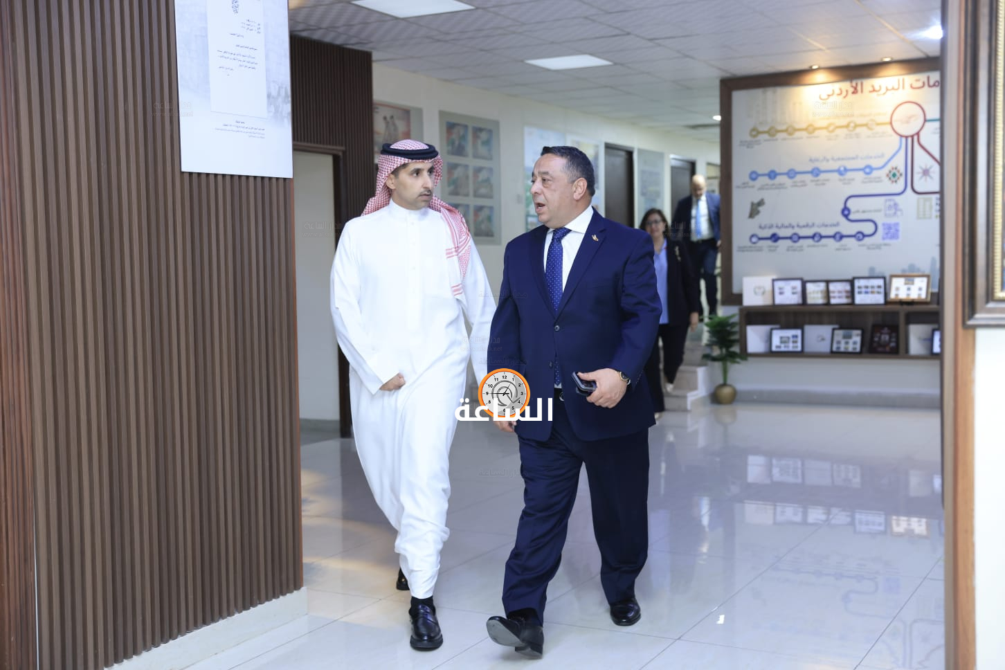 Madar Al-Saa Images 0.637778370632758