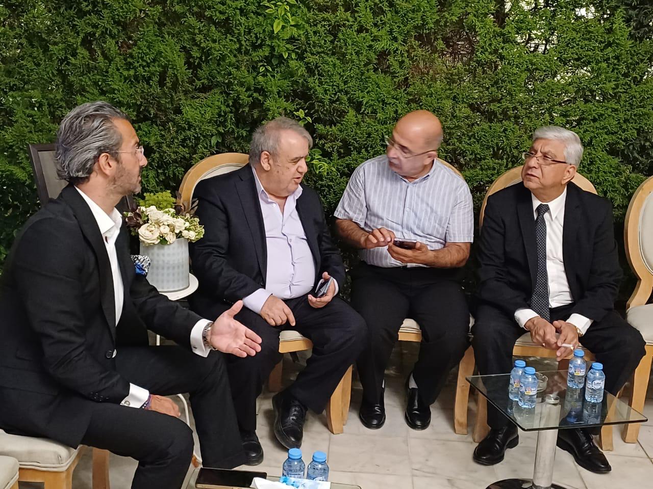 Madar Al-Saa Images 0.8267616123550257