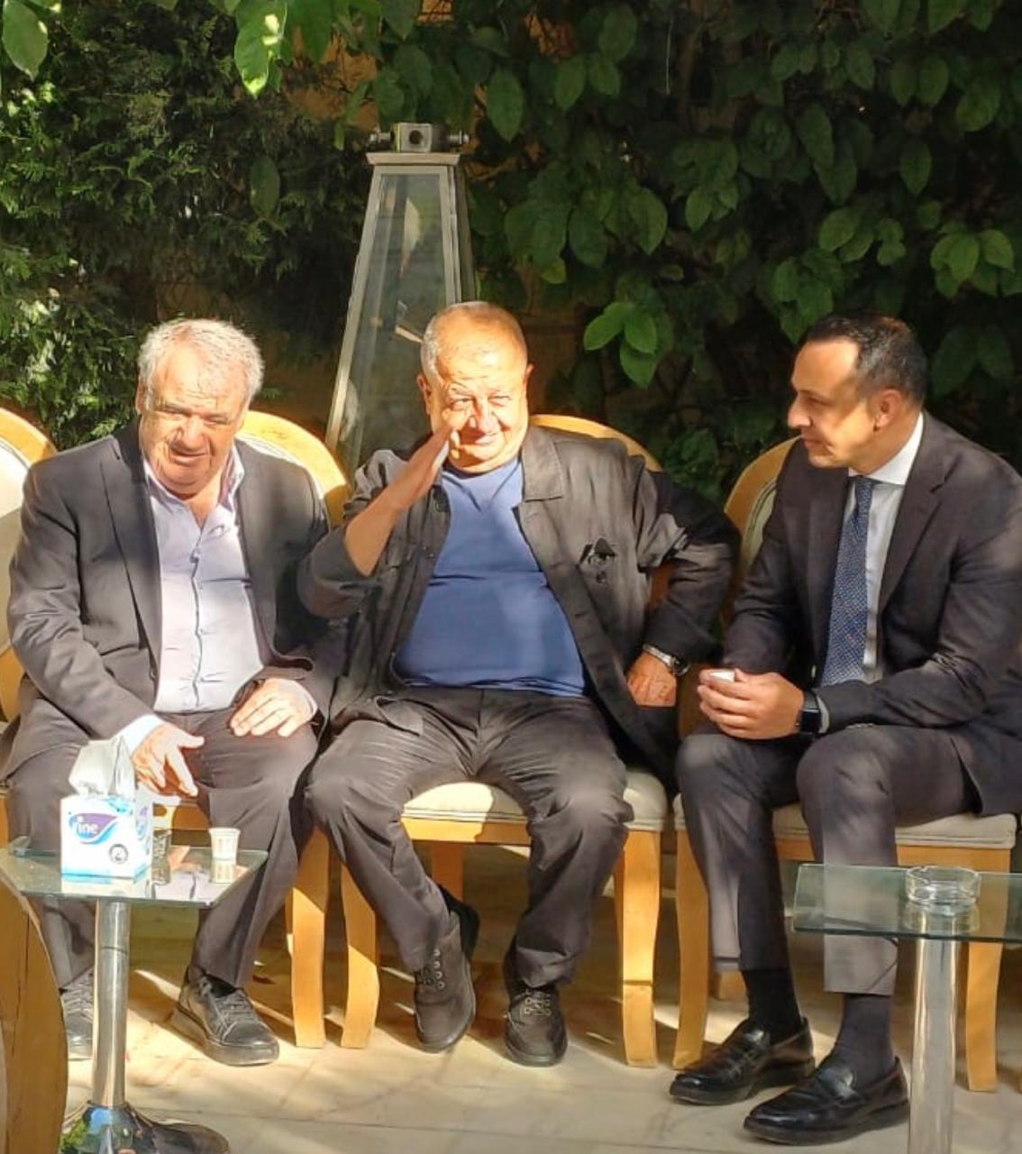 Madar Al-Saa Images 0.23161082679331824
