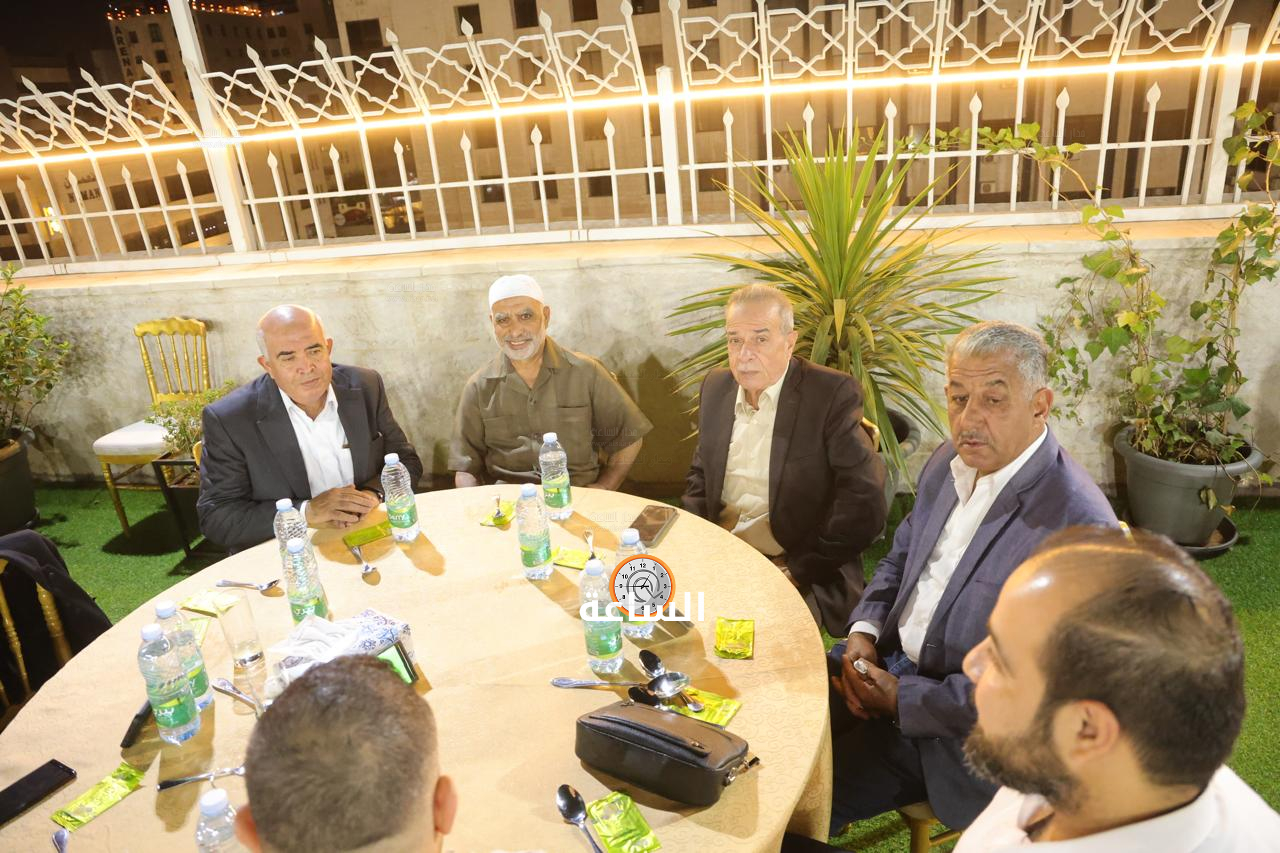 Madar Al-Saa Images 0.3220368369763821