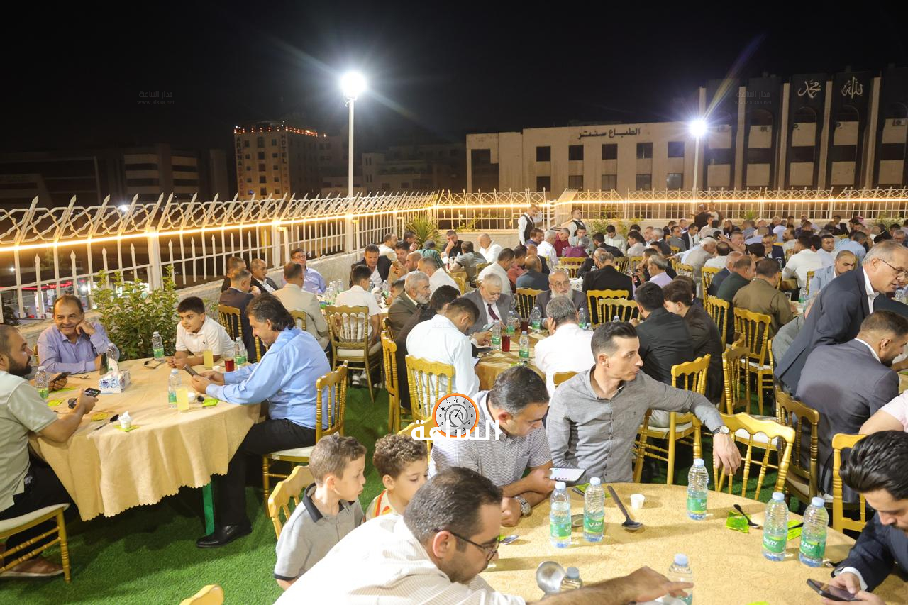 Madar Al-Saa Images 0.04427662229346285