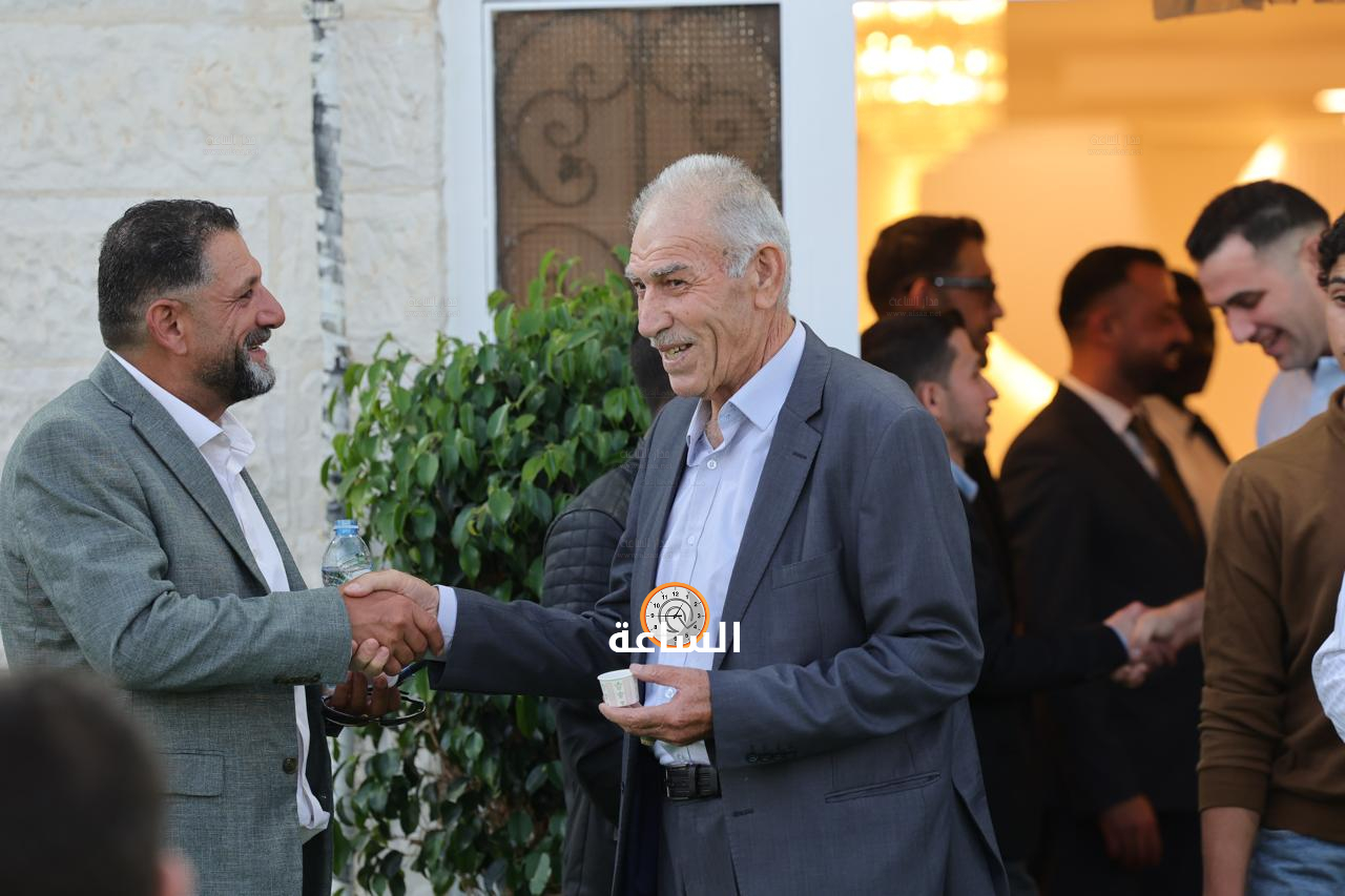 Madar Al-Saa Images 0.2644438376123621