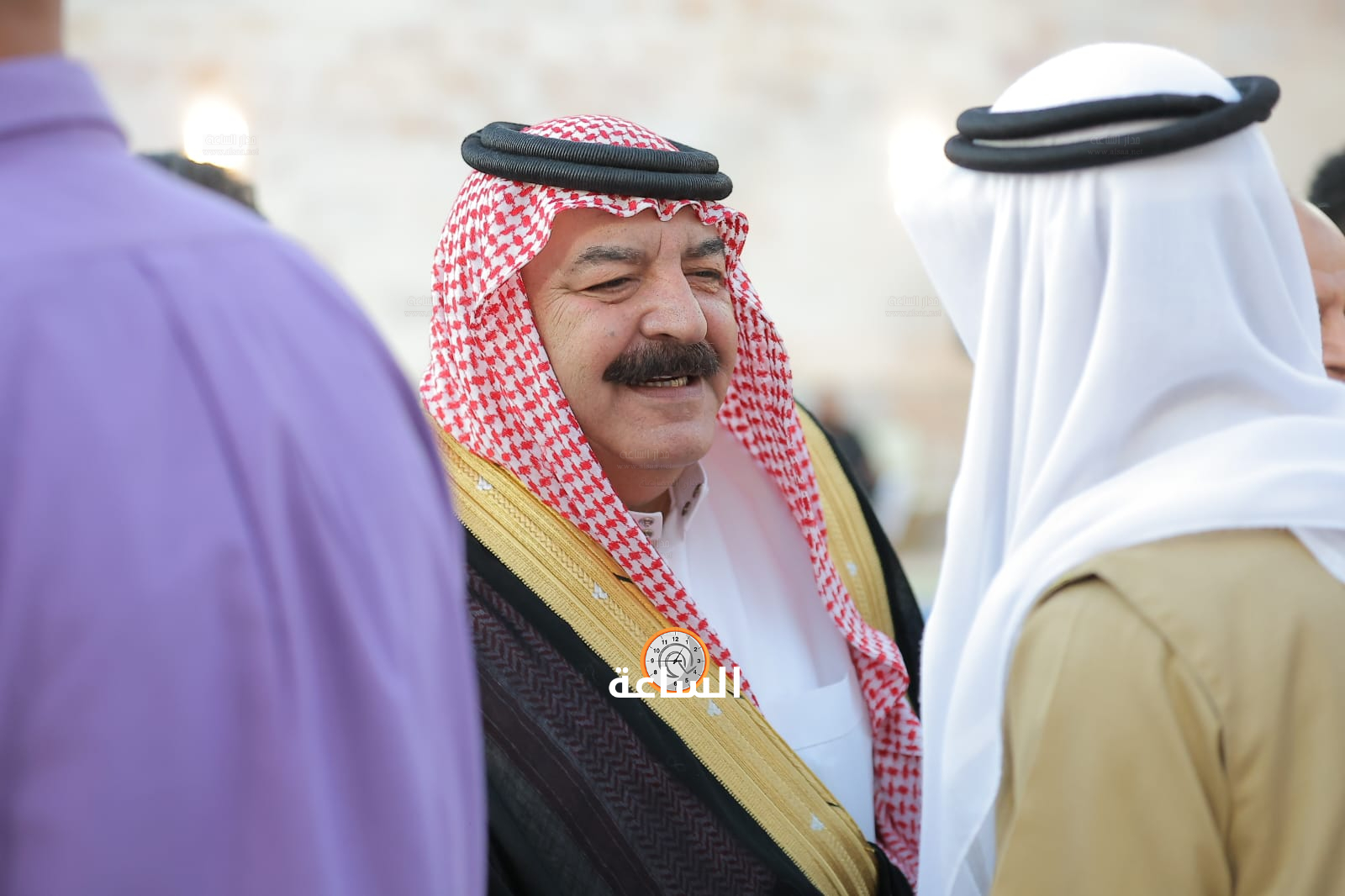 Madar Al-Saa Images 0.4238494311871712