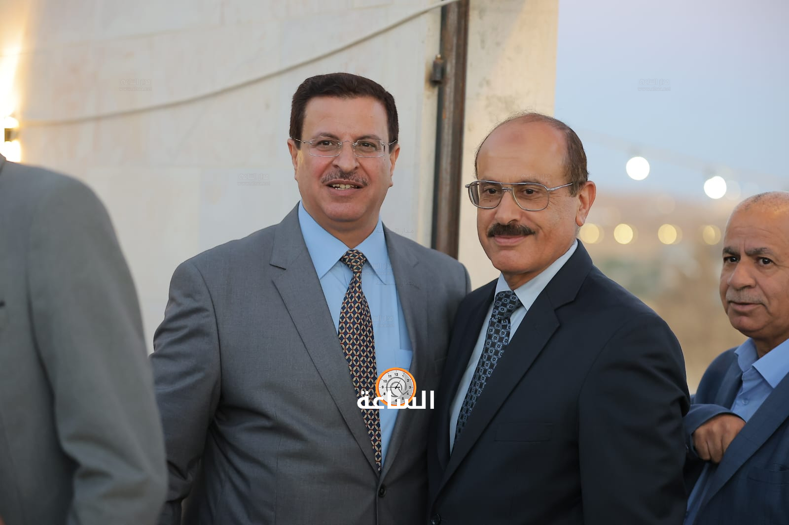 Madar Al-Saa Images 0.8824150038771915
