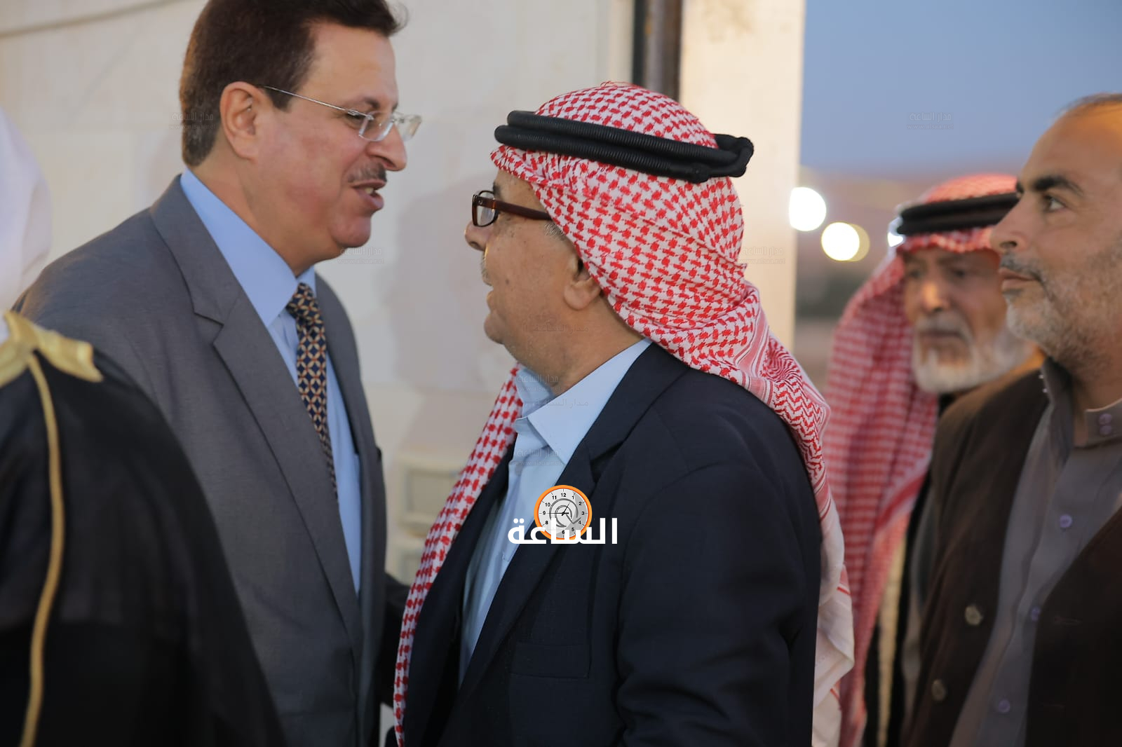 Madar Al-Saa Images 0.48618166815459385