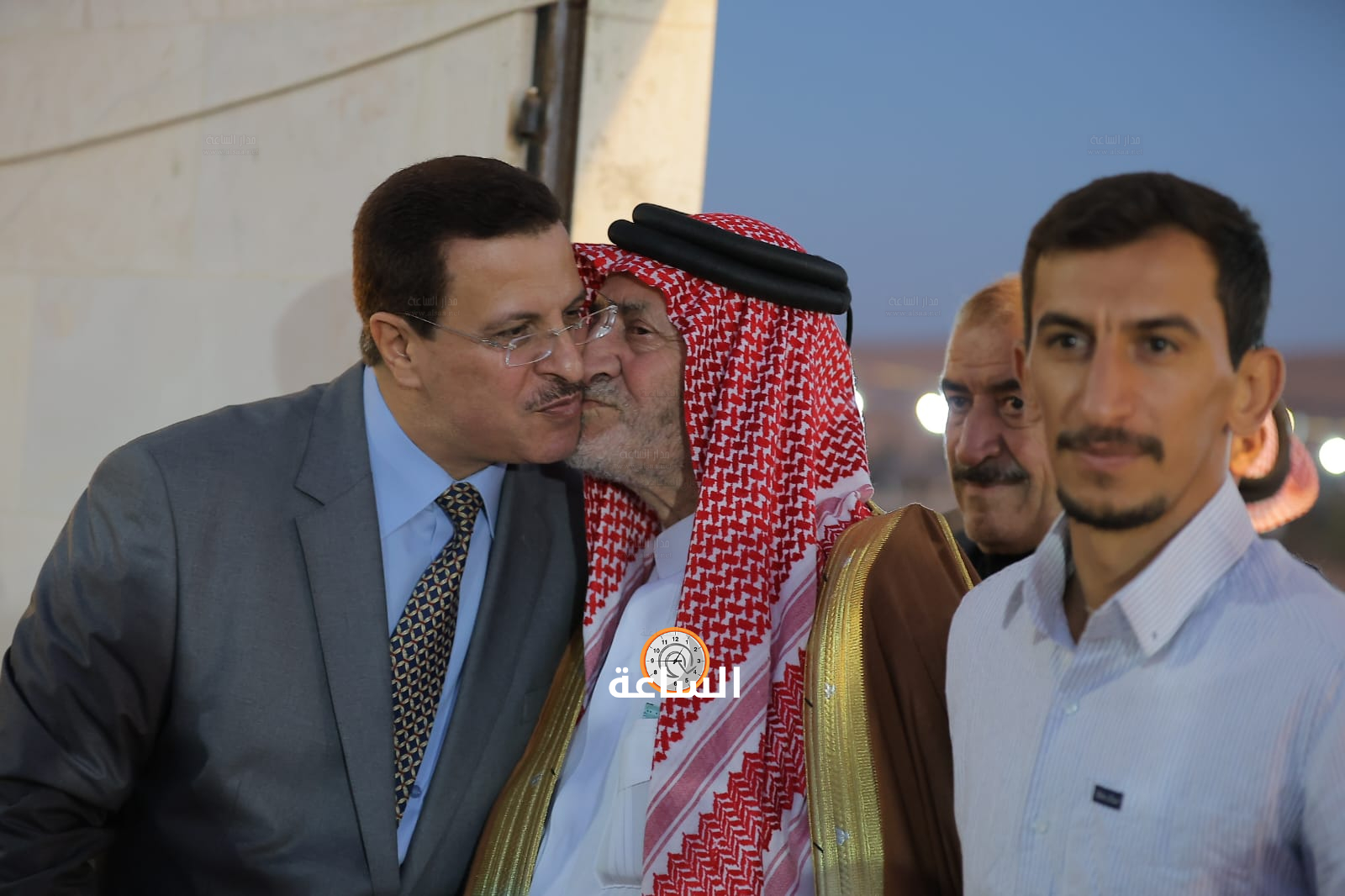 Madar Al-Saa Images 0.5249917828359373