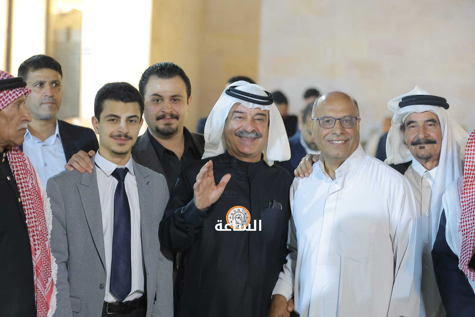 Madar Al-Saa Images 0.9391528443059208