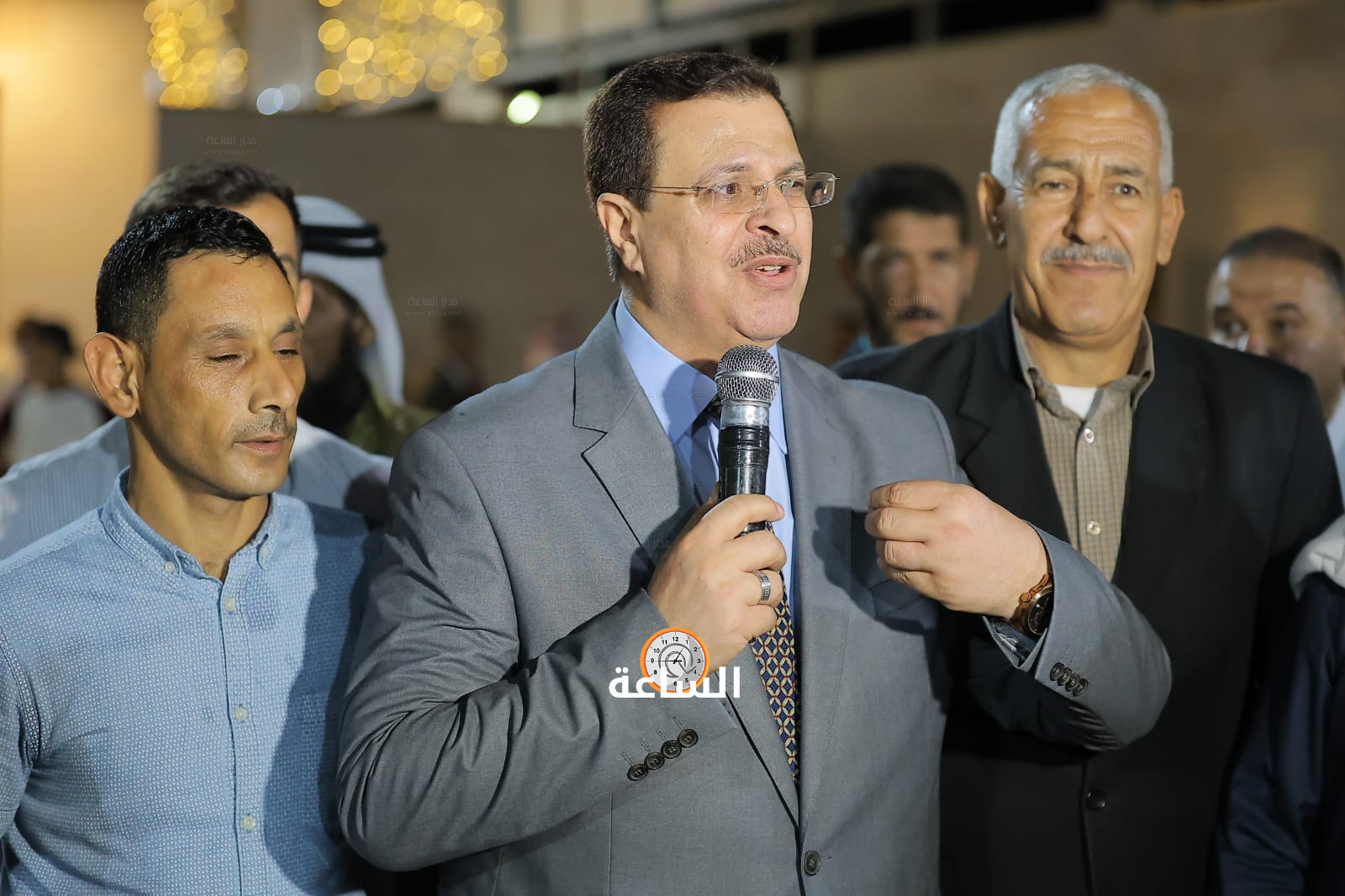 Madar Al-Saa Images 0.5924950654994077