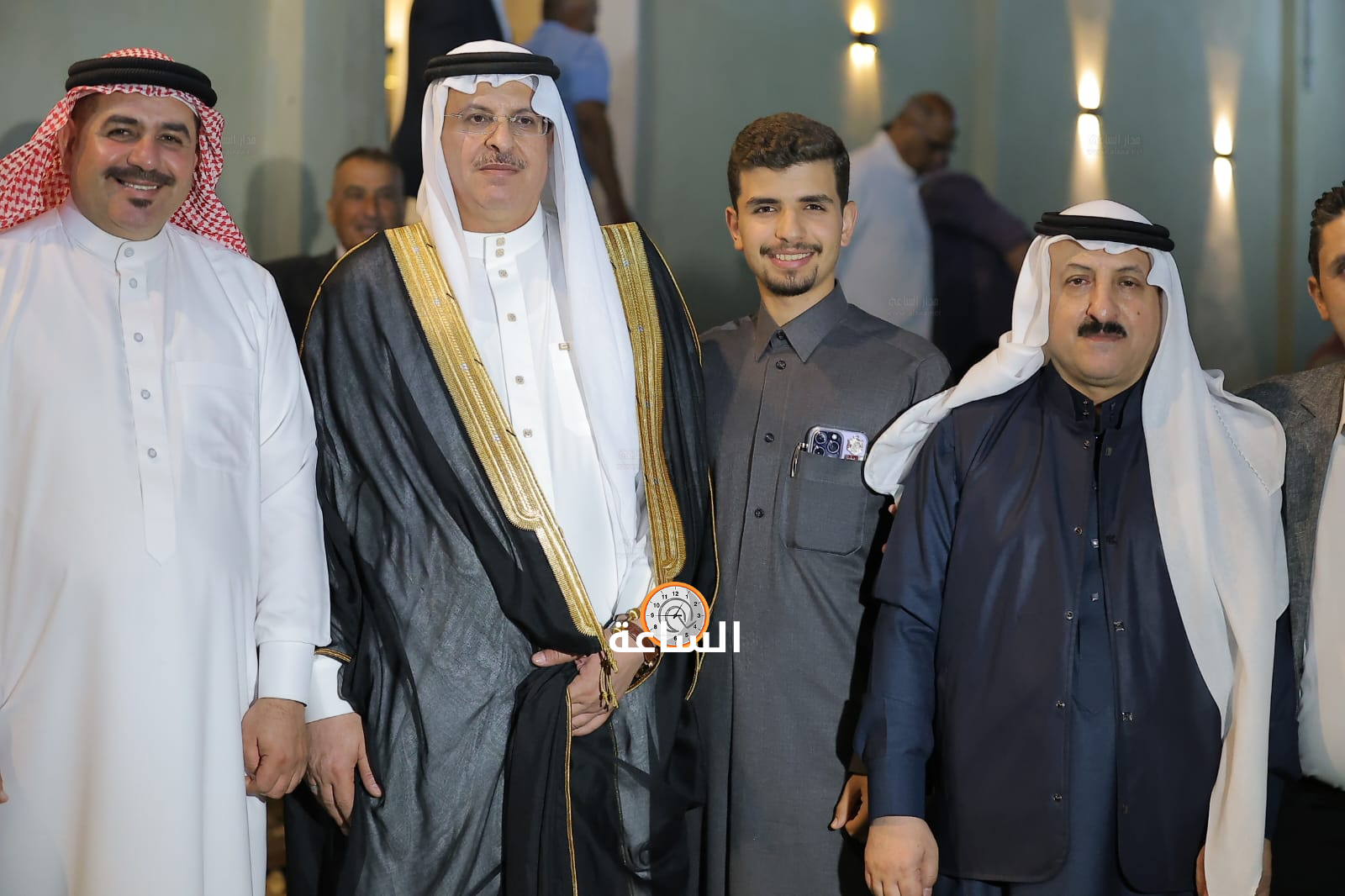 Madar Al-Saa Images 0.417855860581282