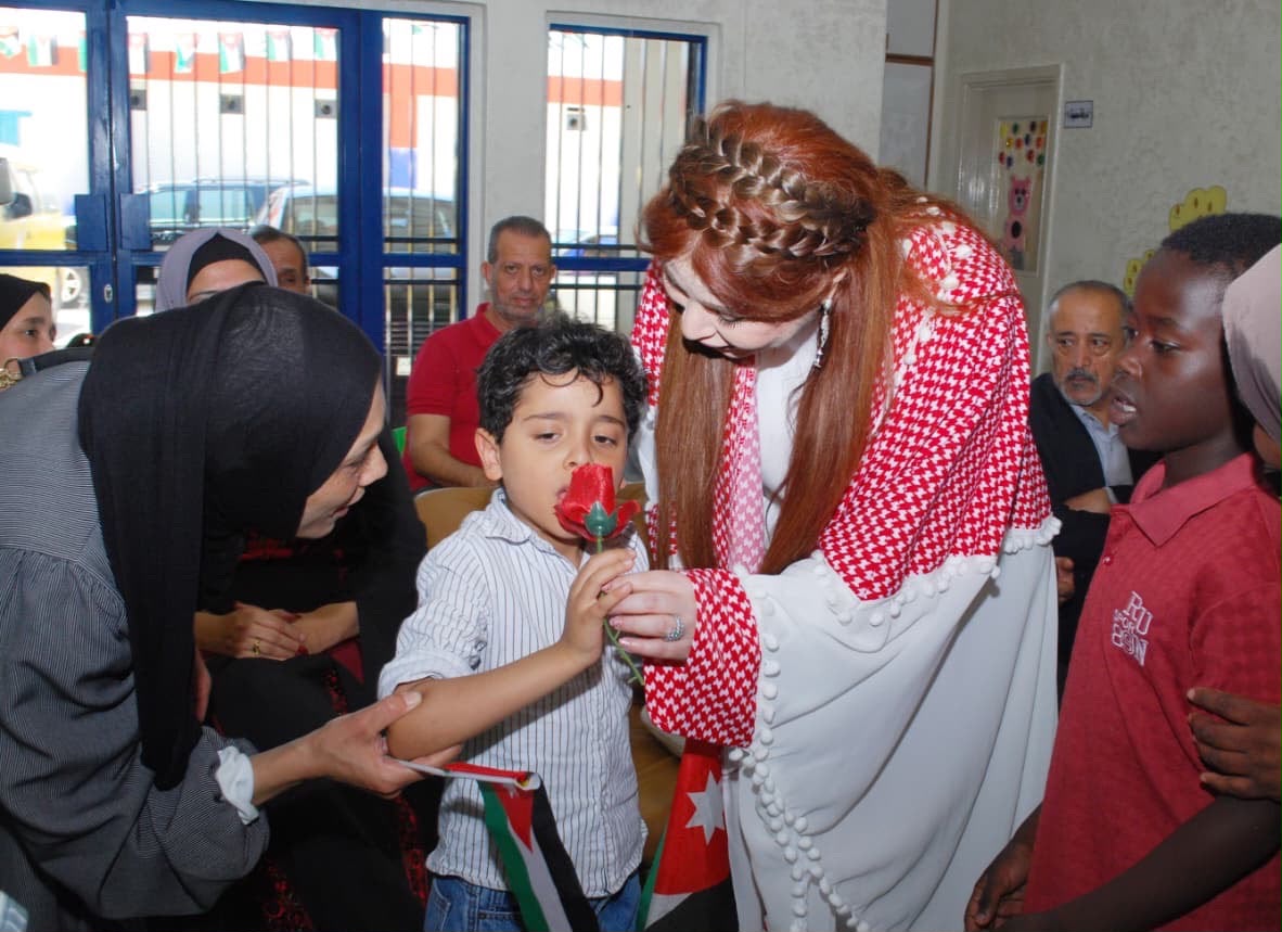 Madar Al-Saa Images 0.29874168431171944