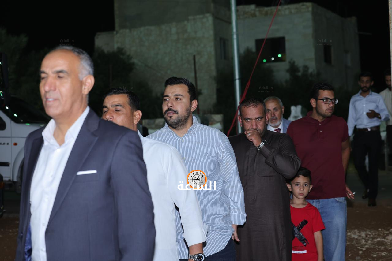 Madar Al-Saa Images 0.8995998266139081