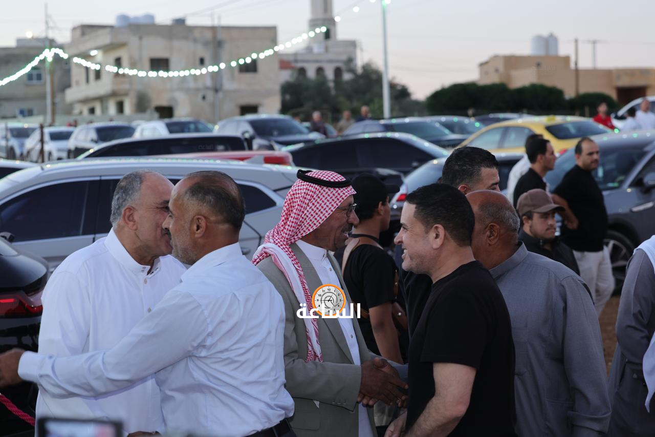 Madar Al-Saa Images 0.8282973337070739