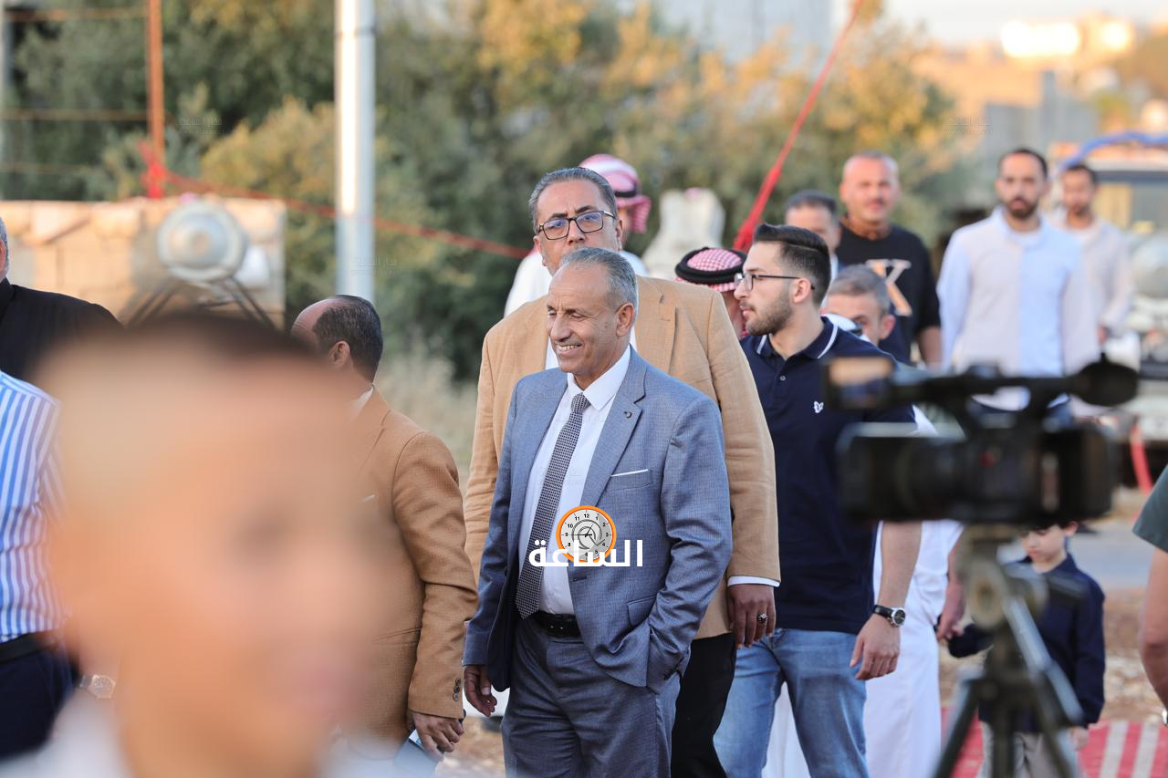 Madar Al-Saa Images 0.4494557536514793