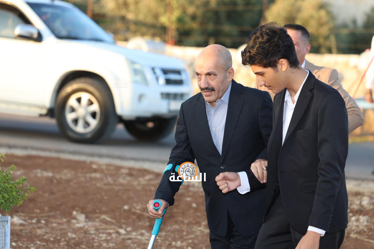 Madar Al-Saa Images 0.7525298843853601