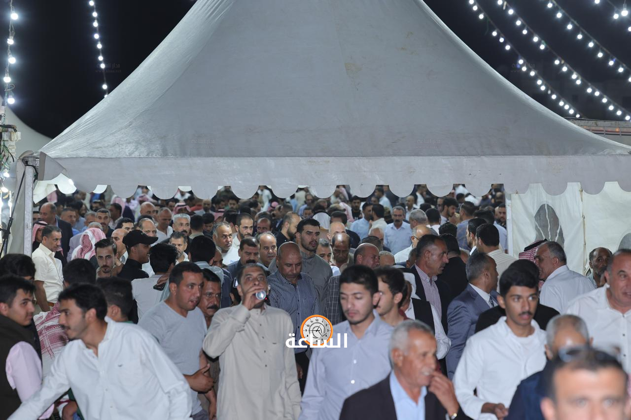 Madar Al-Saa Images 0.3556599855830255
