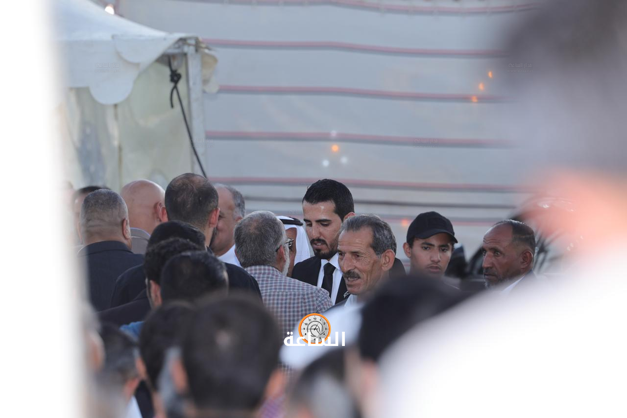 Madar Al-Saa Images 0.8423103108322985