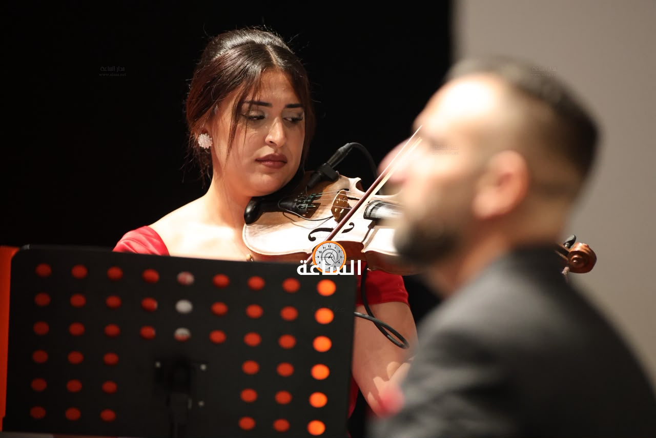Madar Al-Saa Images 0.35238468644888754