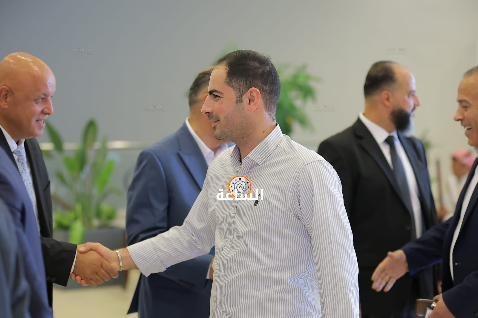 Madar Al-Saa Images 0.6244699322388758