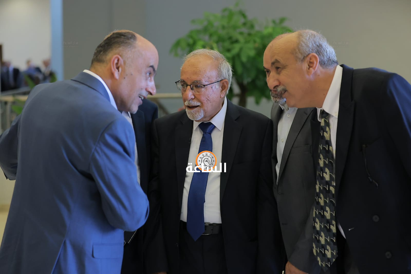 Madar Al-Saa Images 0.13462904493926997
