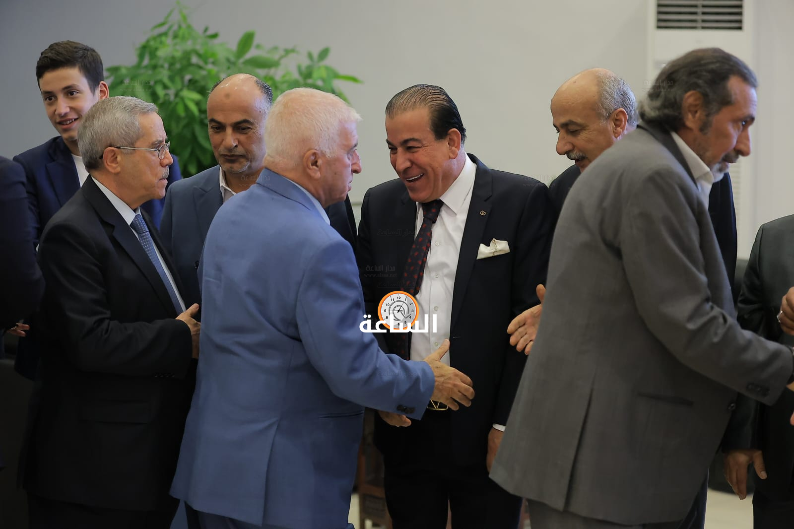 Madar Al-Saa Images 0.007363619974819935