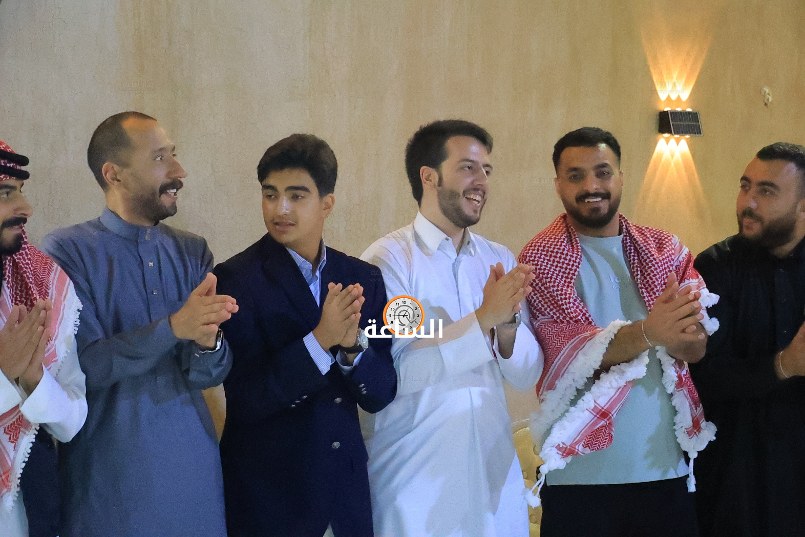 Madar Al-Saa Images 0.3515379878245777
