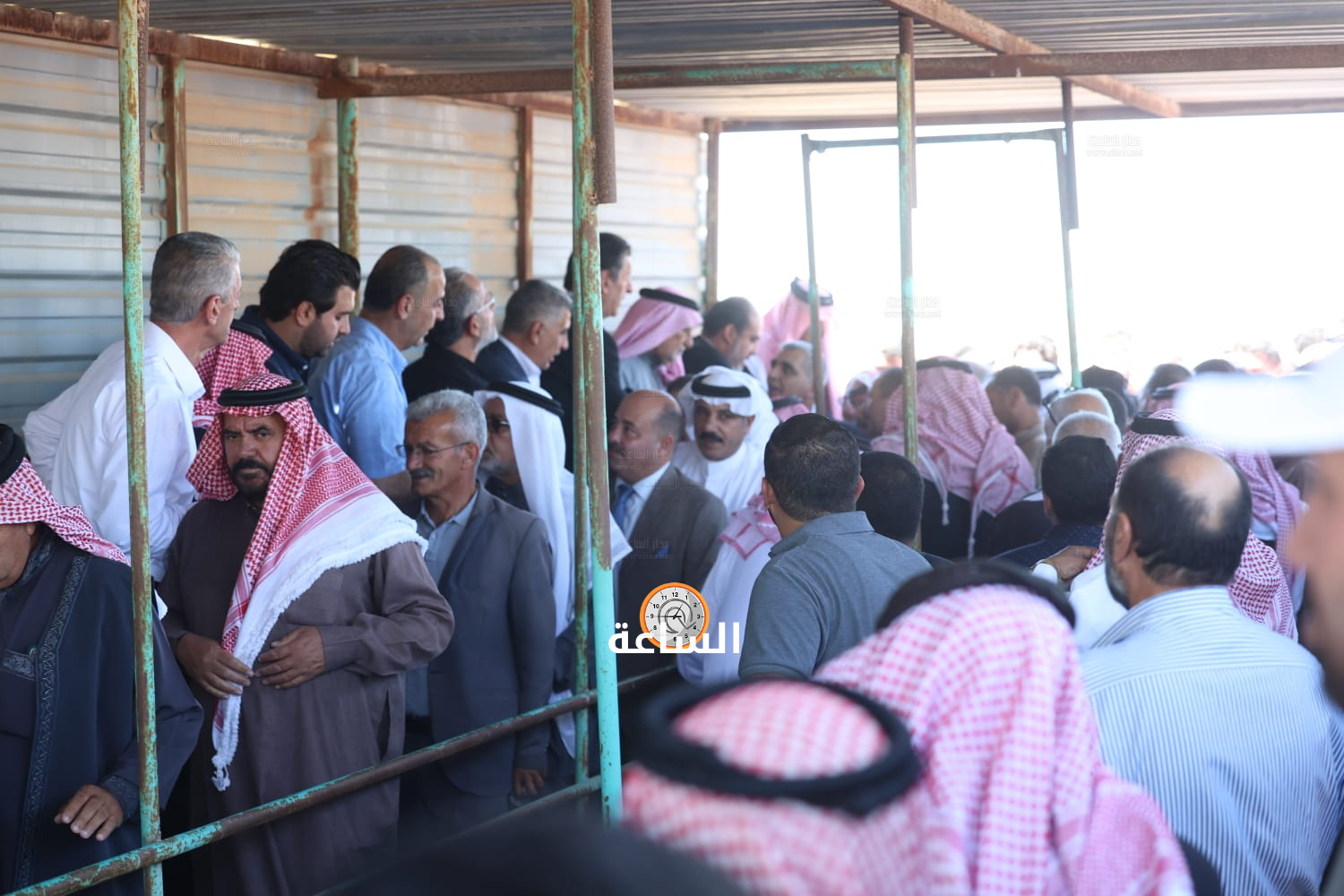 Madar Al-Saa Images 0.8242452663842362