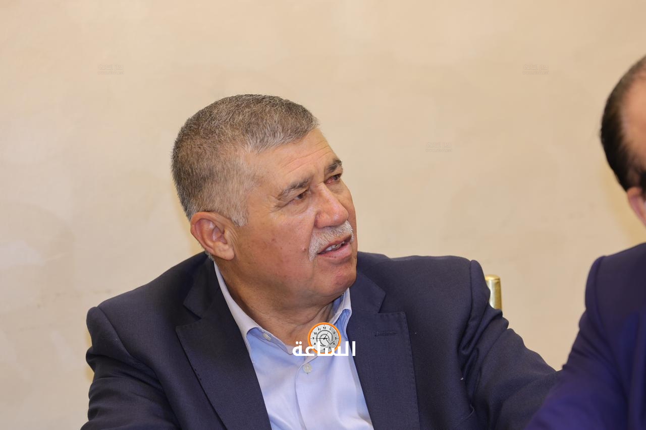 Madar Al-Saa Images 0.29228475672345455