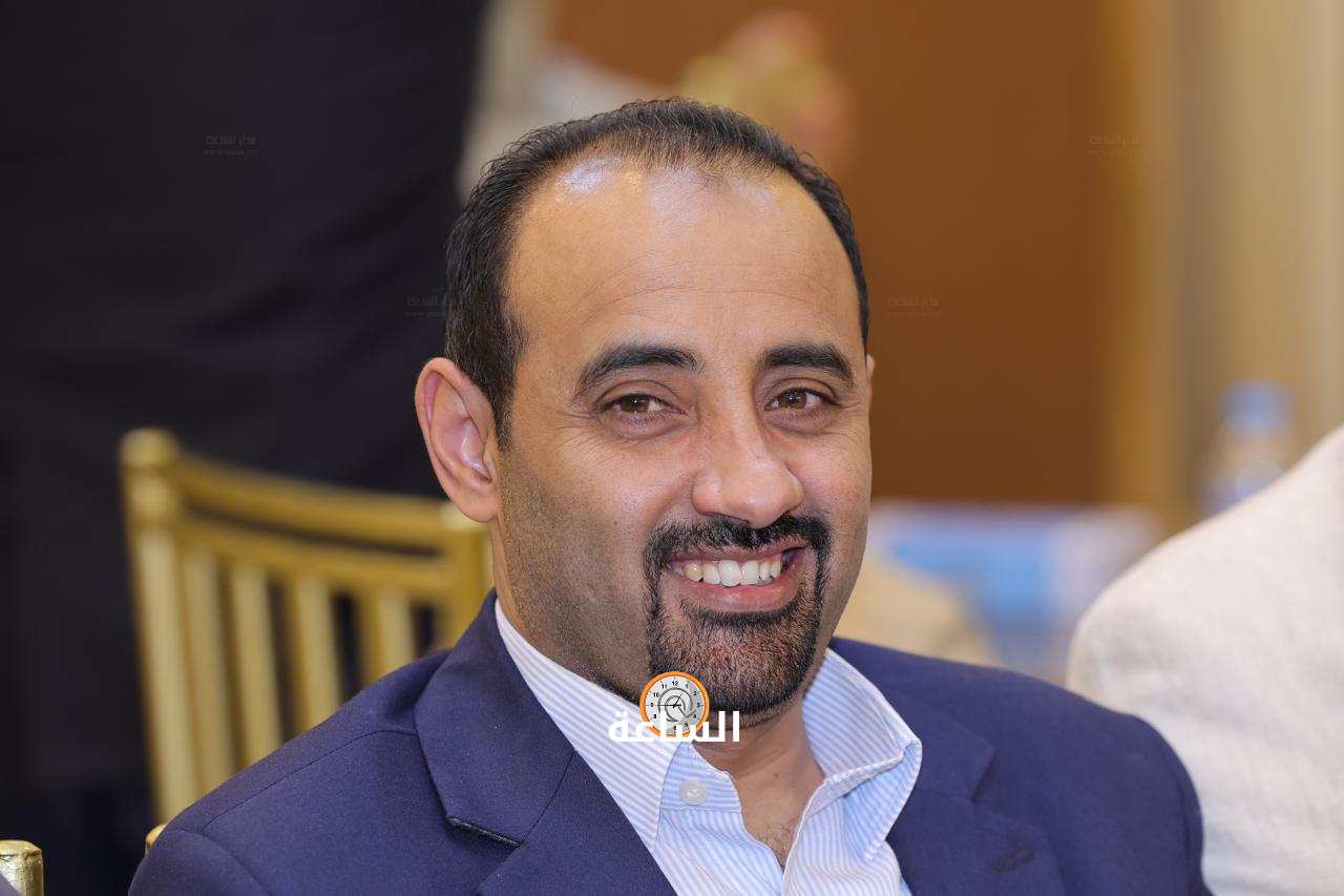 Madar Al-Saa Images 0.0153863553968977