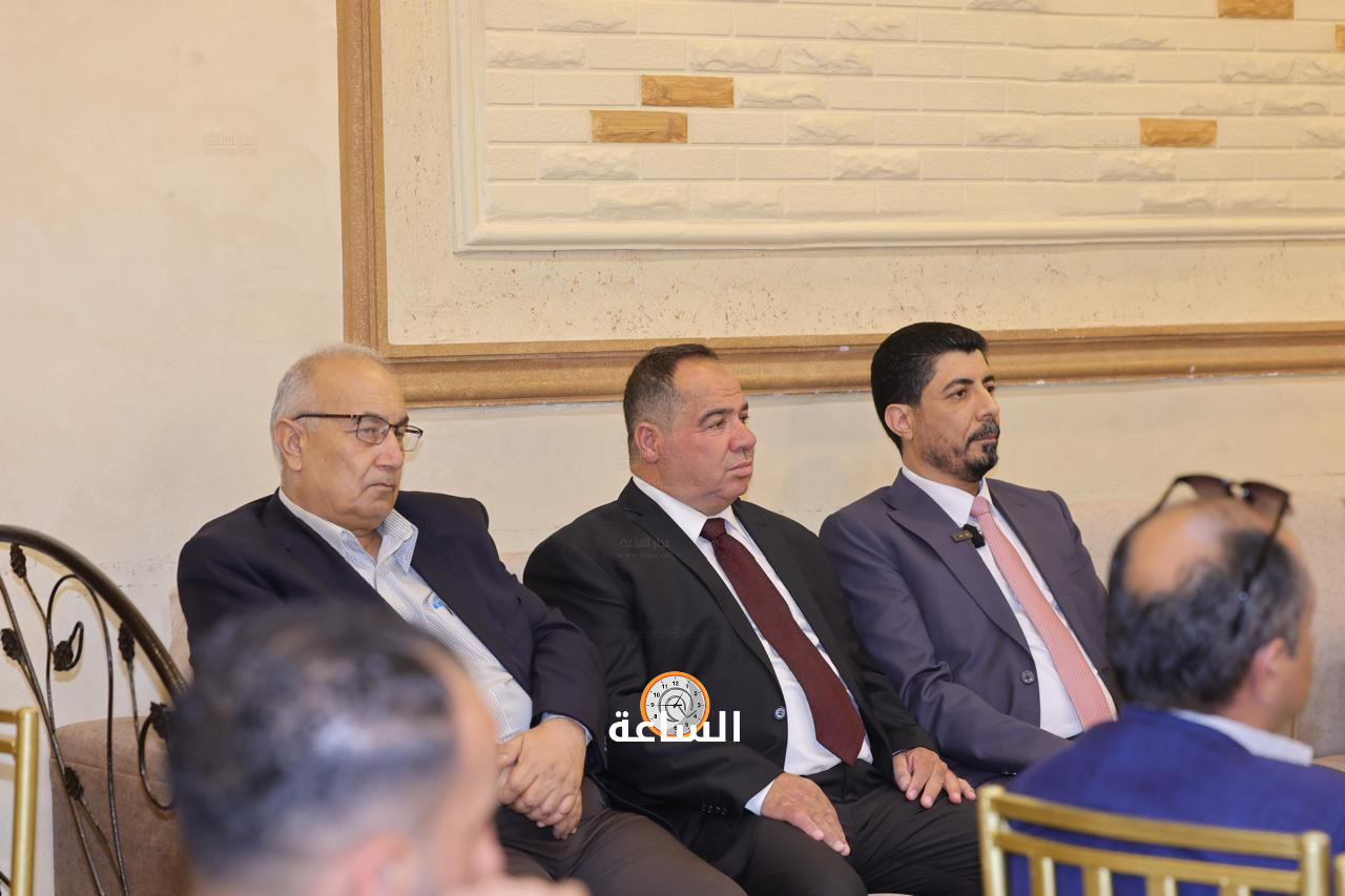 Madar Al-Saa Images 0.9691664125255338