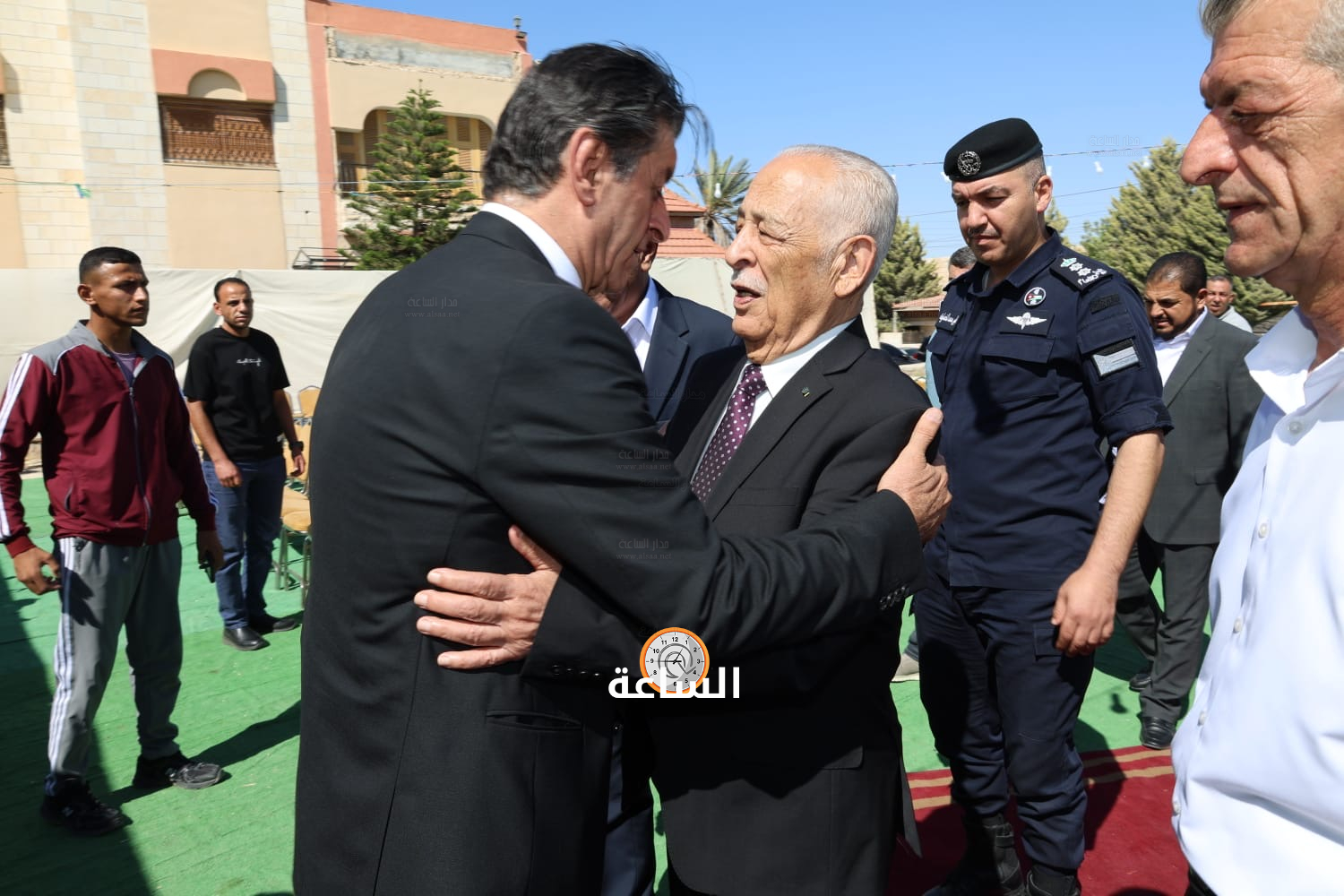 Madar Al-Saa Images 0.1594459736791004