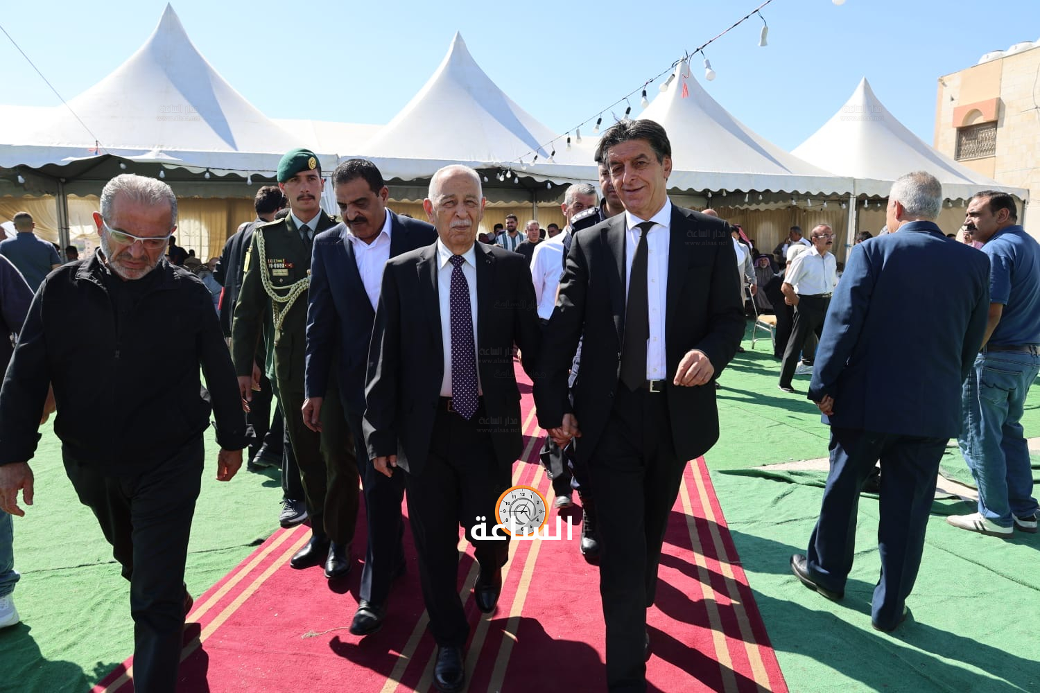 Madar Al-Saa Images 0.6947636728068767