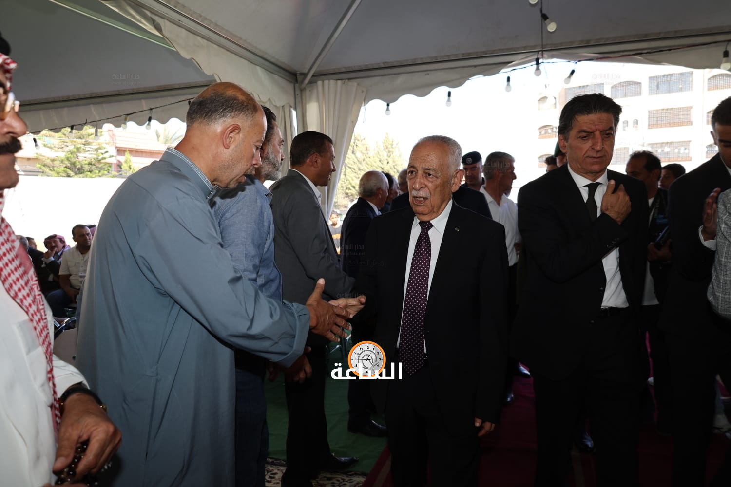 Madar Al-Saa Images 0.16183367868566156