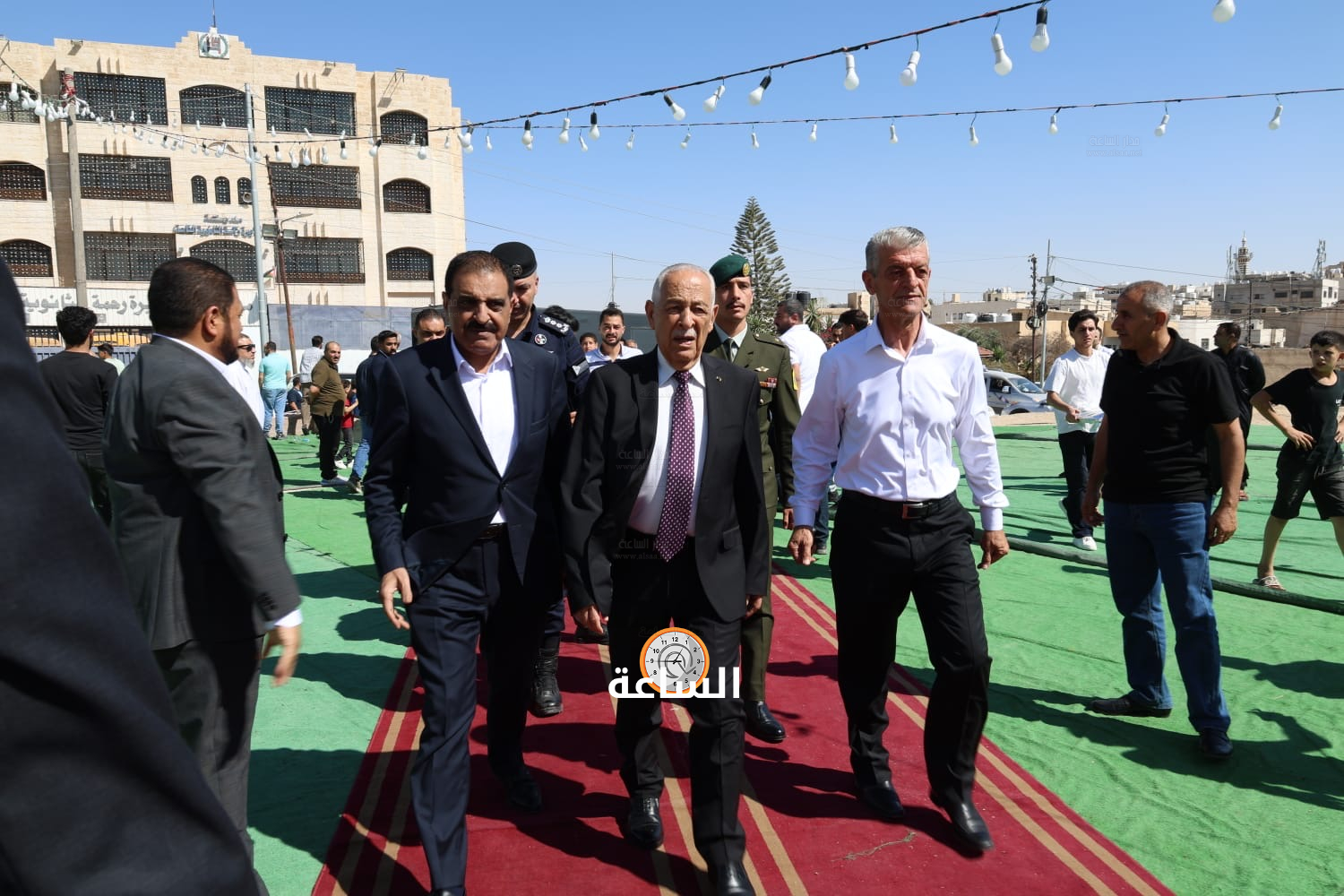 Madar Al-Saa Images 0.3793665099631157