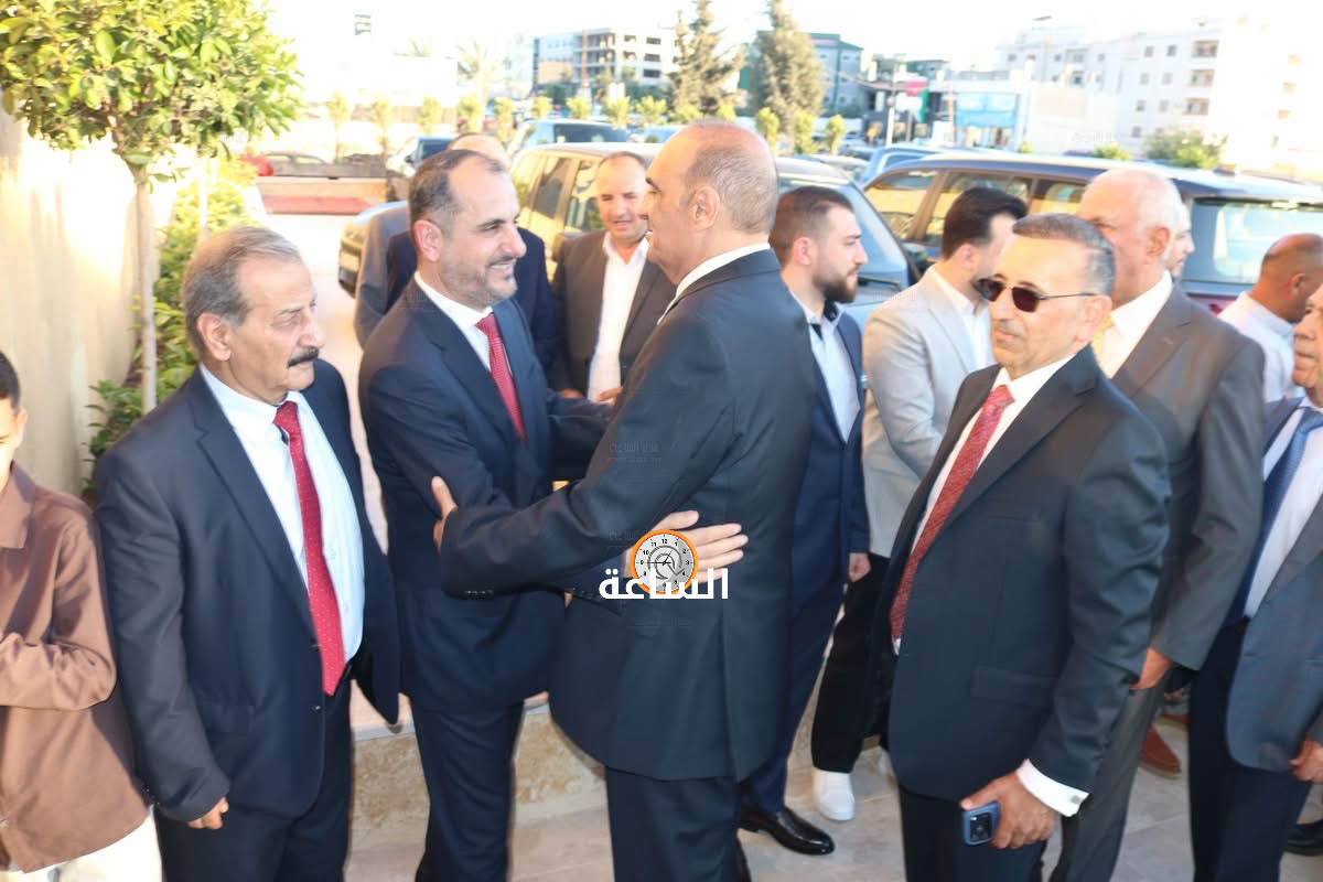 Madar Al-Saa Images 0.4114994257996062
