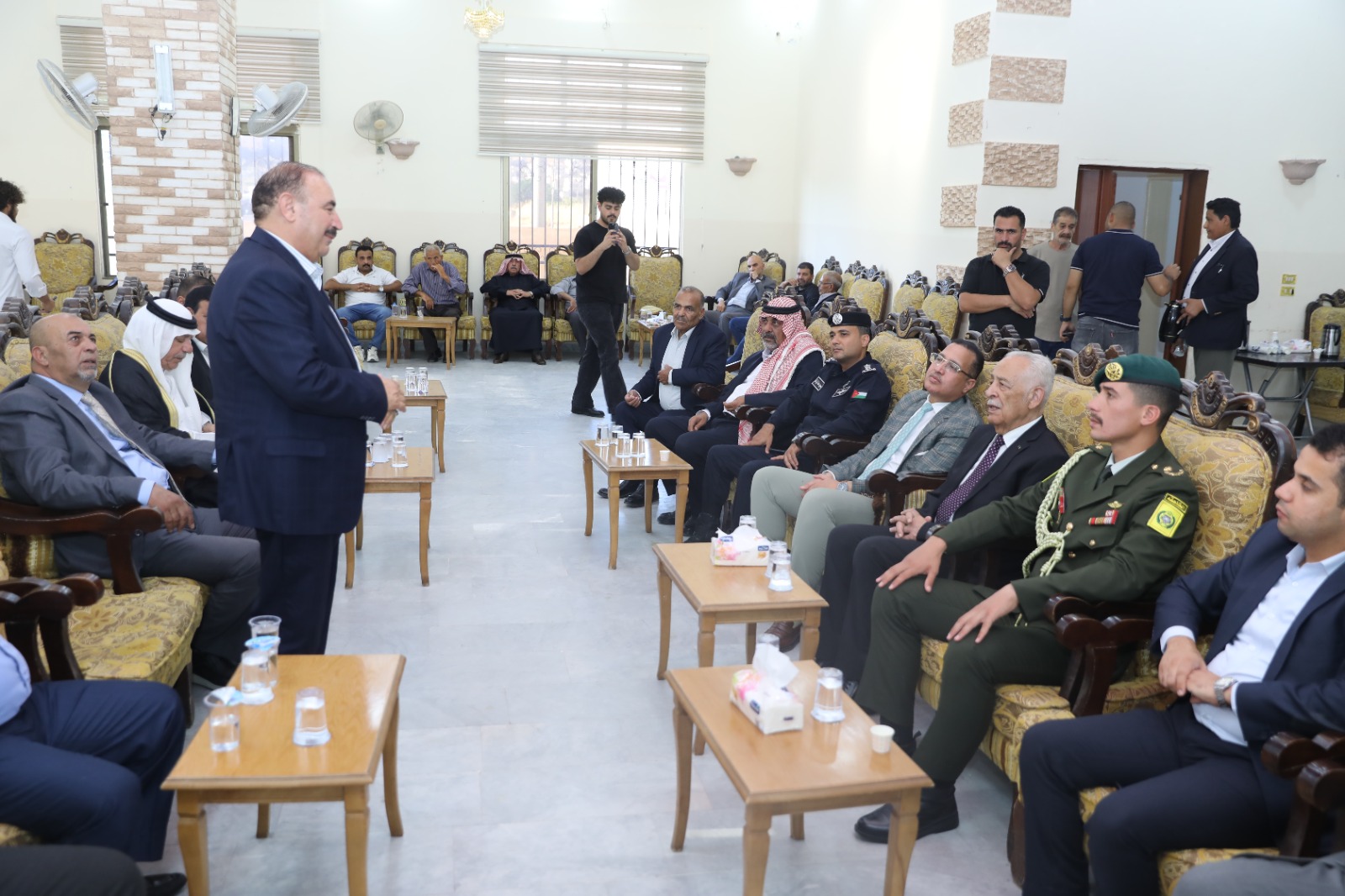 Madar Al-Saa Images 0.00426852450494708
