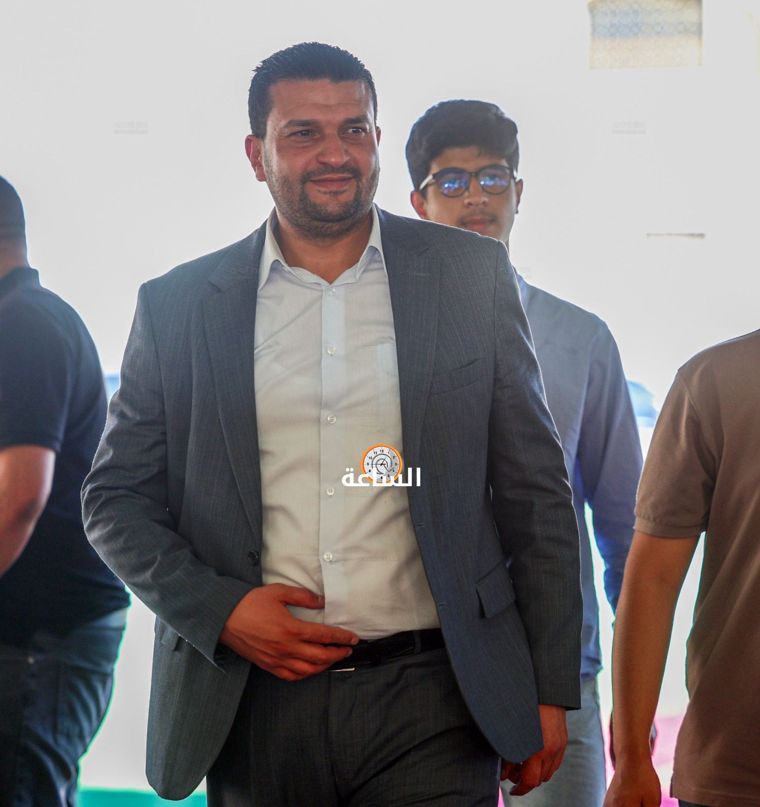 Madar Al-Saa Images 0.44862383765018277