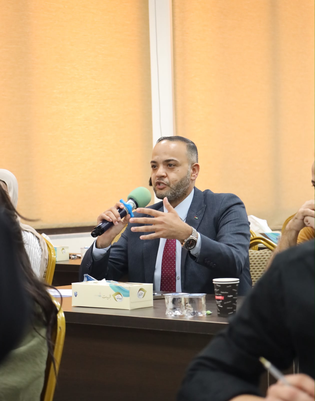 Madar Al-Saa Images 0.05527172203250519