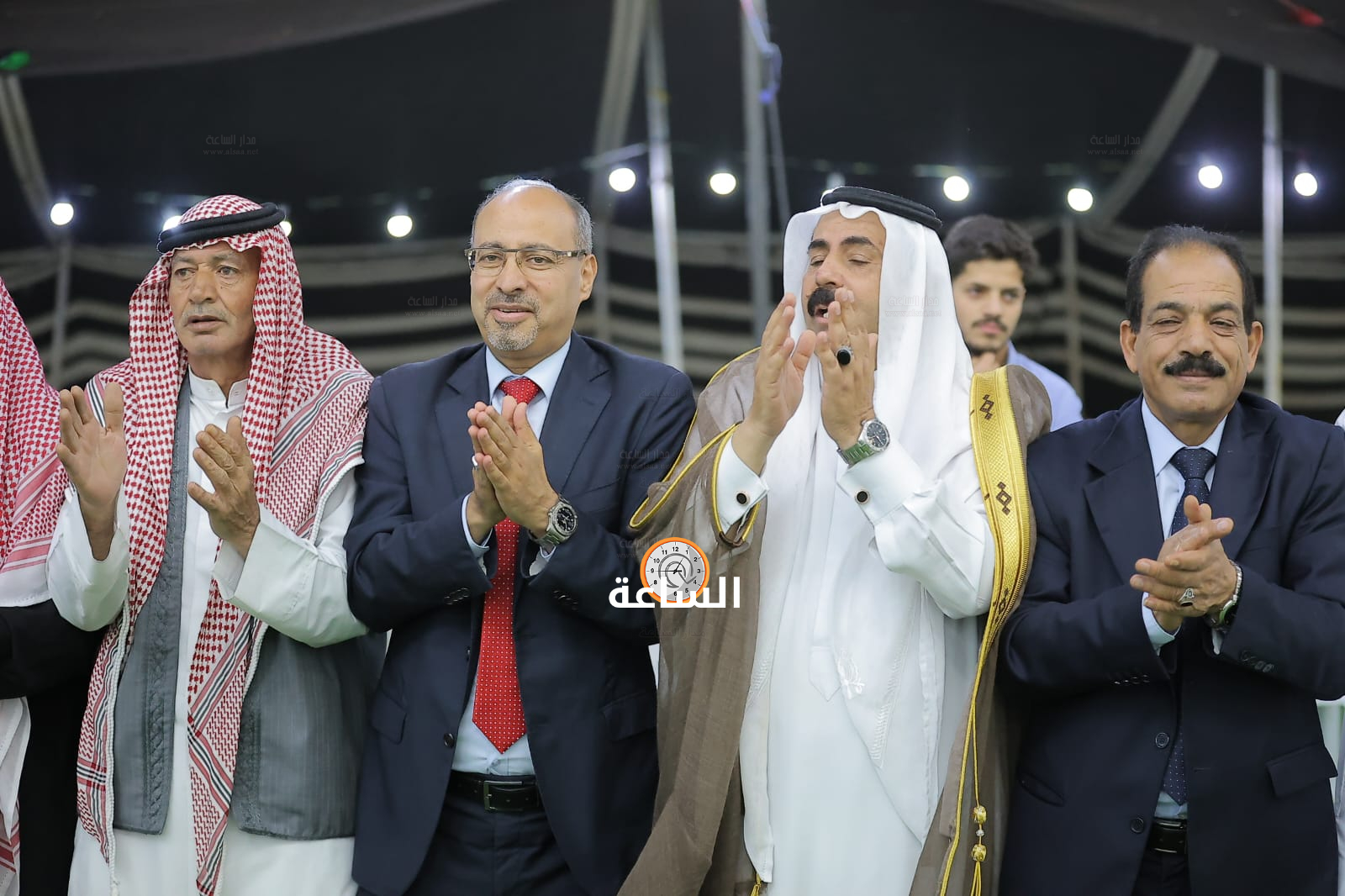 Madar Al-Saa Images 0.42183839181675287