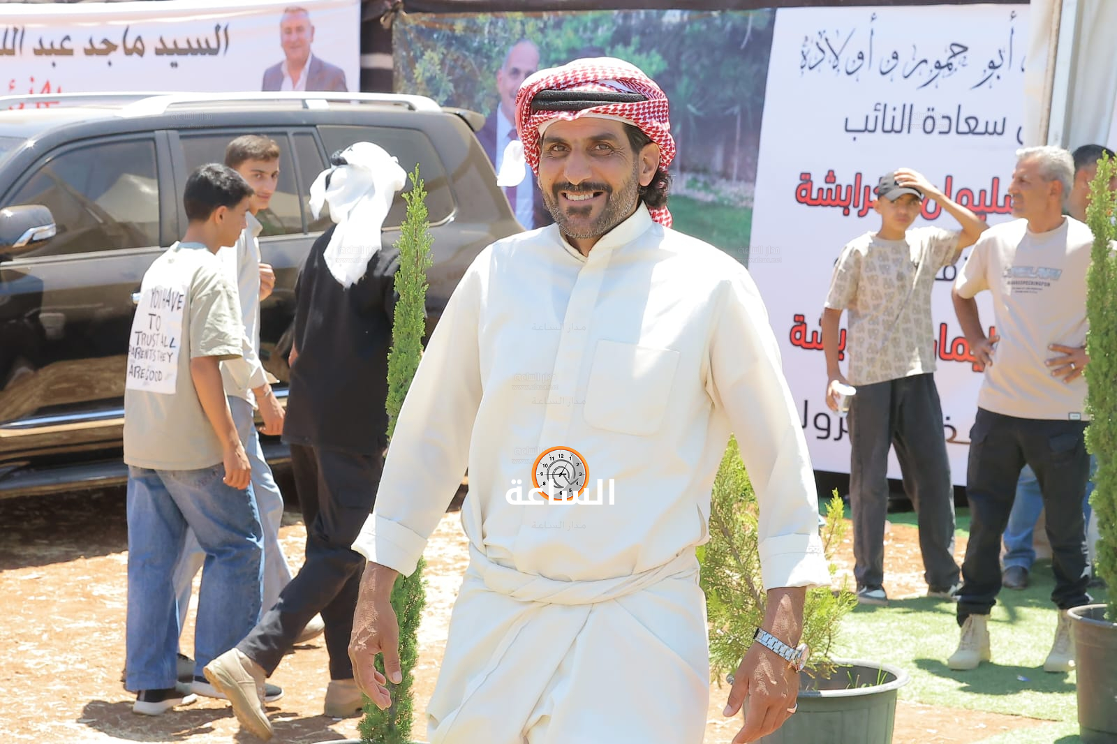 Madar Al-Saa Images 0.08823060971252839