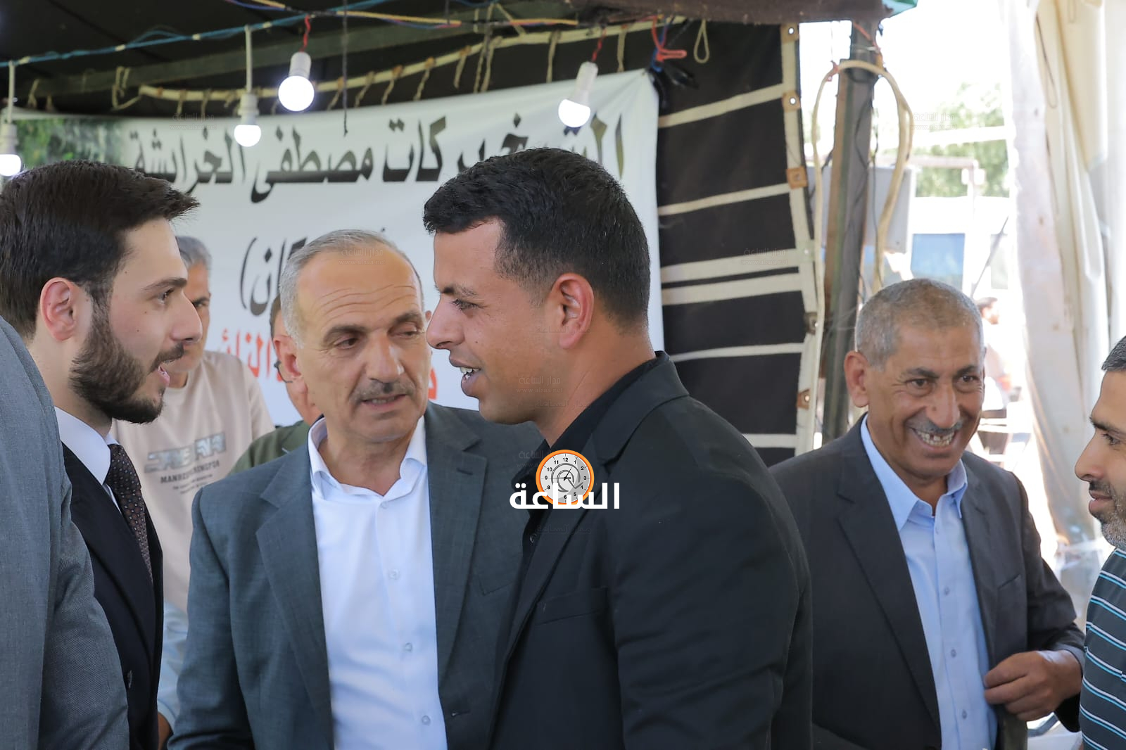 Madar Al-Saa Images 0.8302379057410676