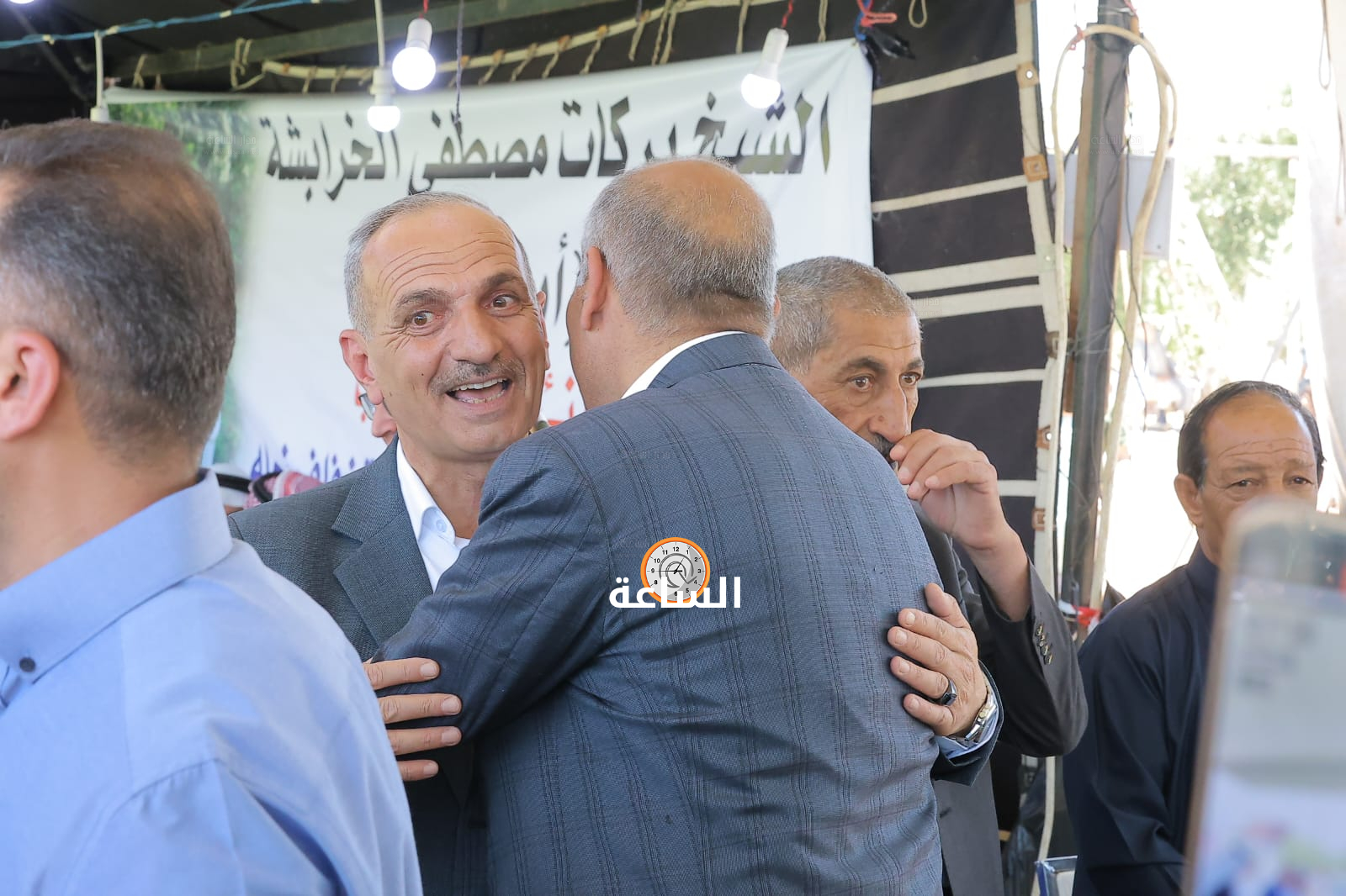 Madar Al-Saa Images 0.8785623126238462