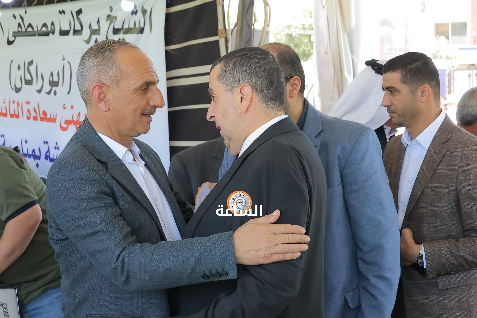 Madar Al-Saa Images 0.5169402330134504