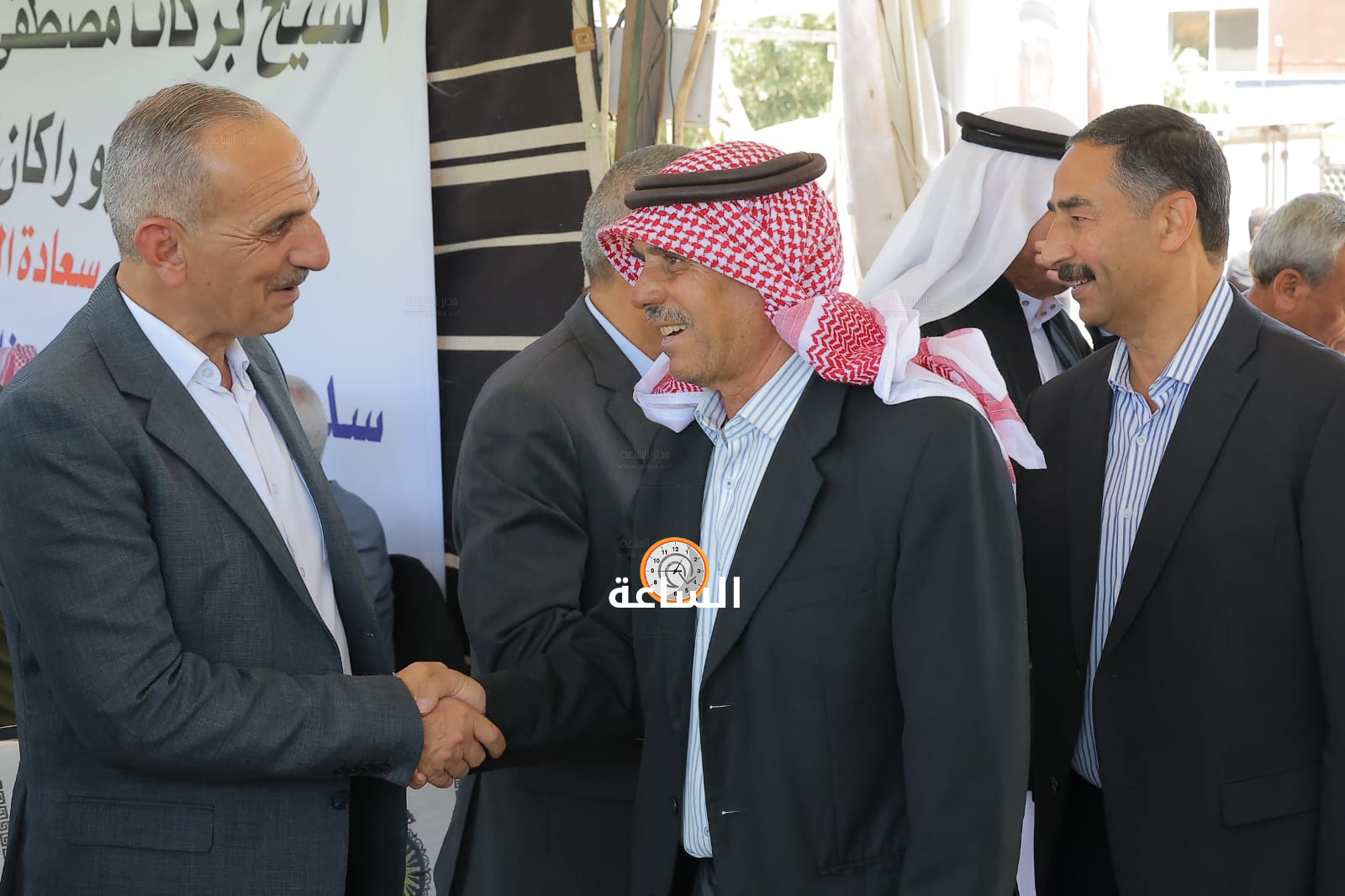 Madar Al-Saa Images 0.8801006307842257