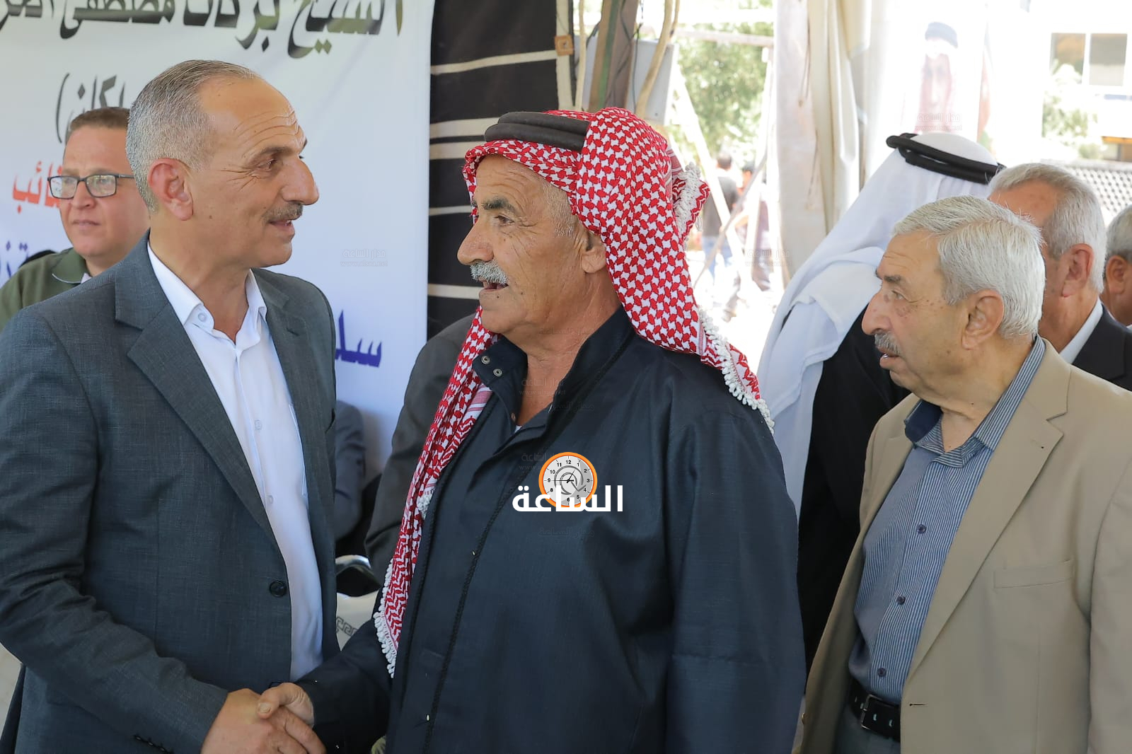 Madar Al-Saa Images 0.18052270739334175