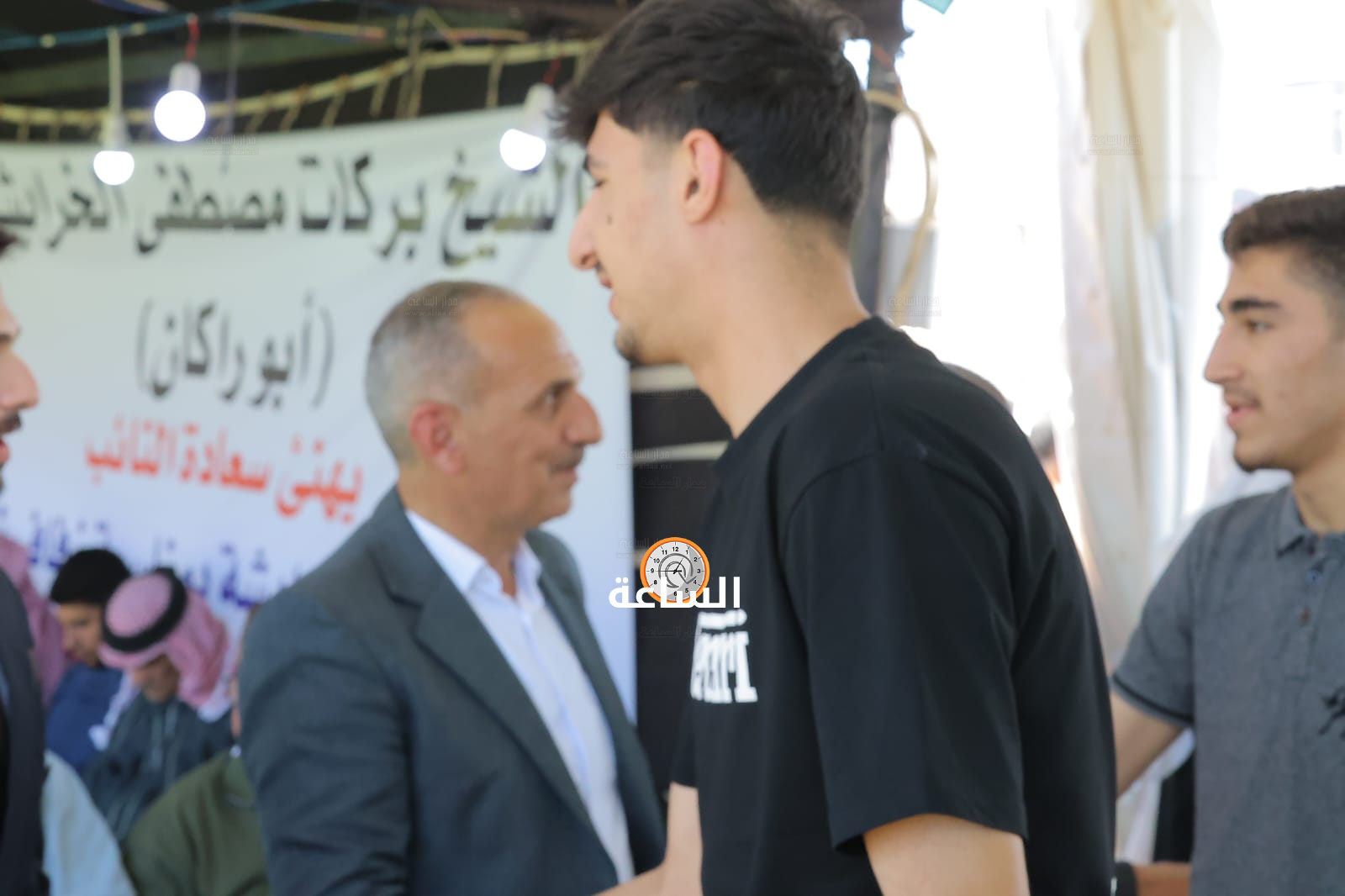 Madar Al-Saa Images 0.8587653577141099