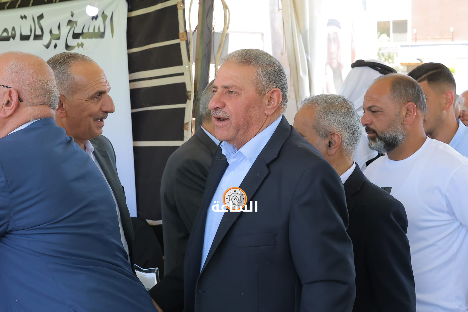 Madar Al-Saa Images 0.7673628358814948