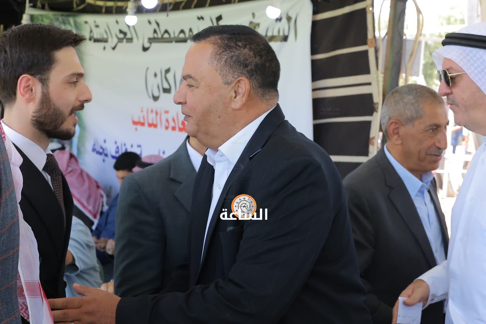 Madar Al-Saa Images 0.2081173408396786