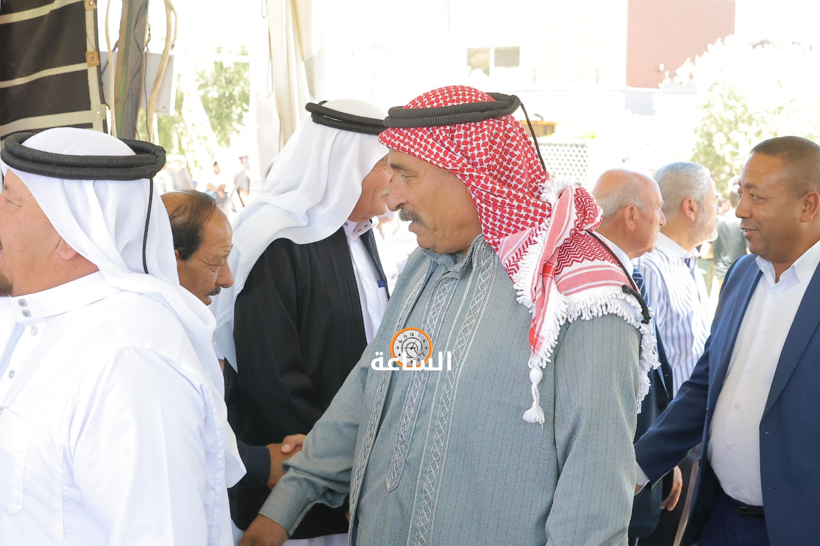 Madar Al-Saa Images 0.32986428845131877