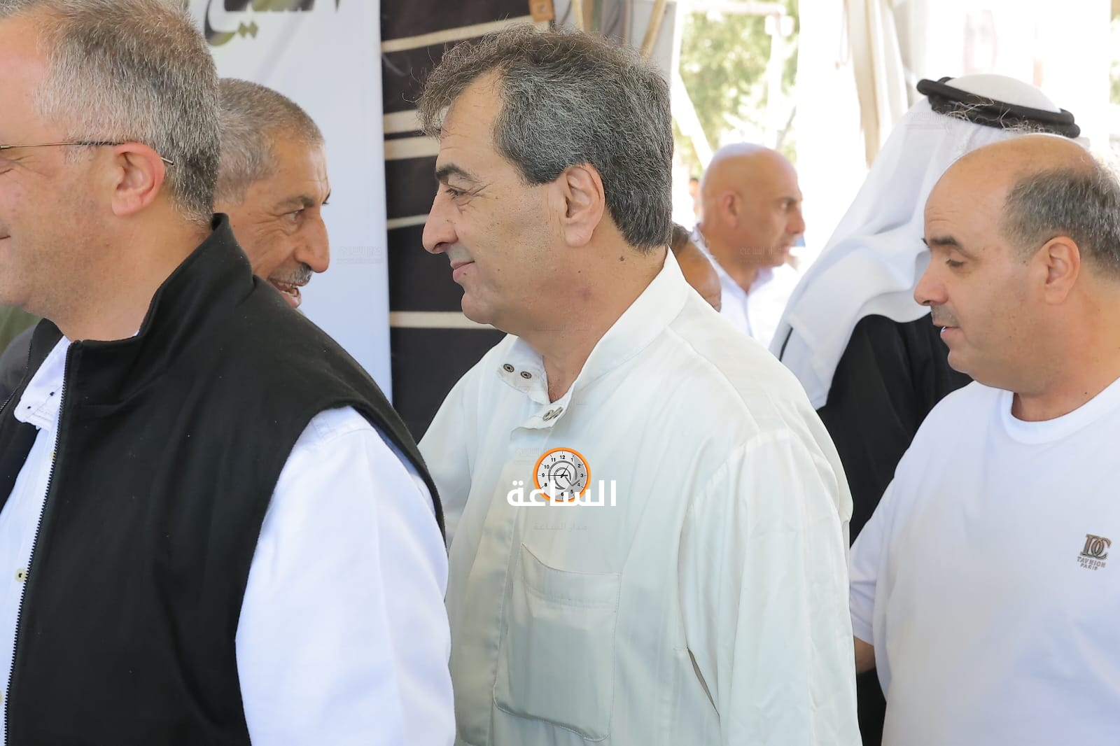 Madar Al-Saa Images 0.2439159834372483